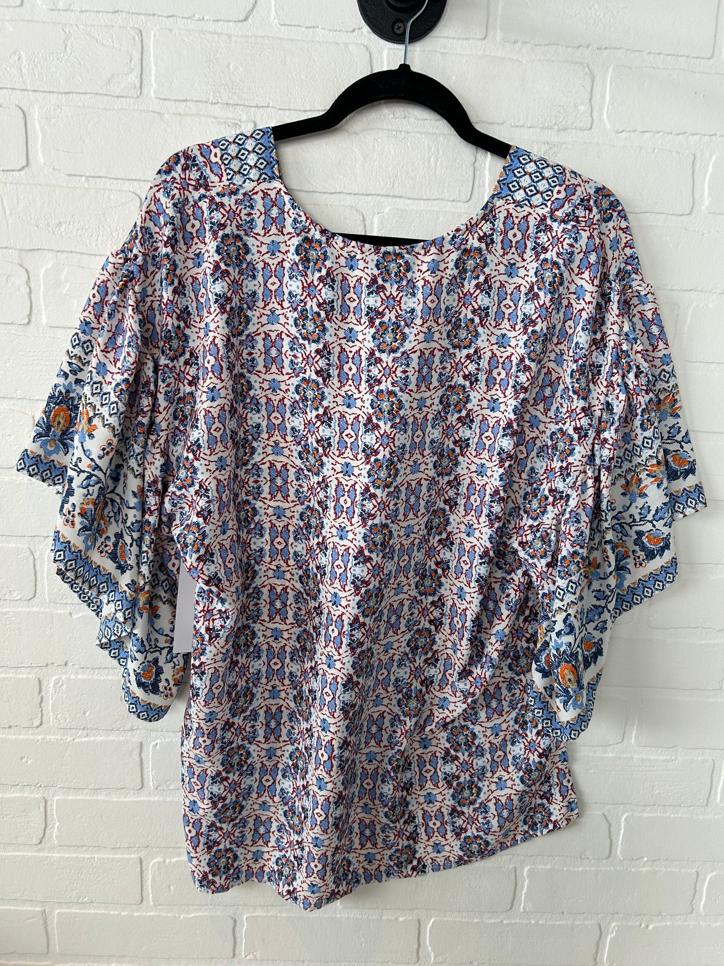 Top Short Sleeve By Bobeau In Blue & White, Size: Xl