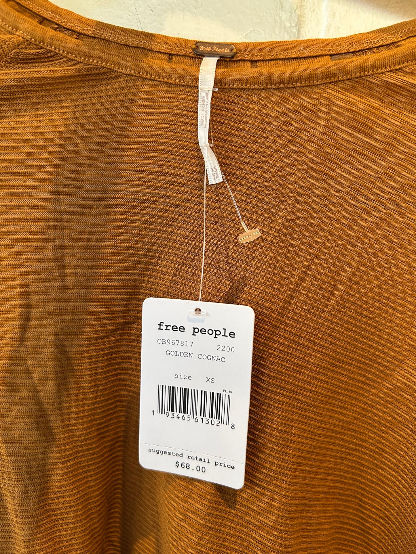 Top Long Sleeve By Free People In Gold, Size: Xs