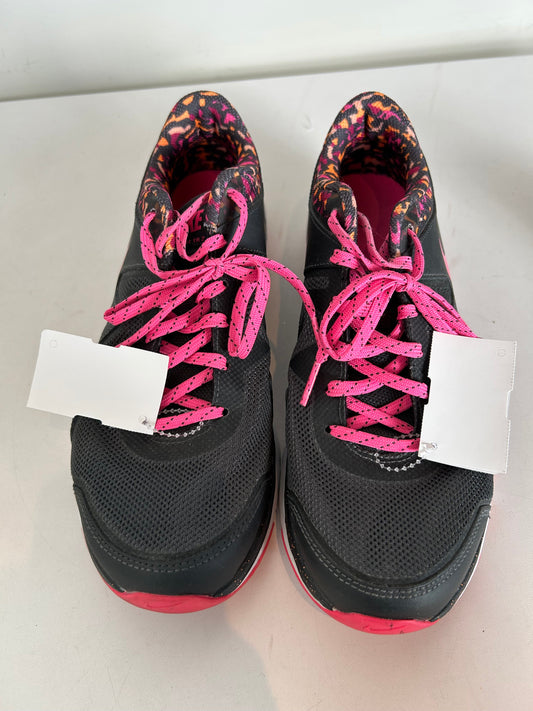 Shoes Athletic By Nike In Black & Pink, Size: 8