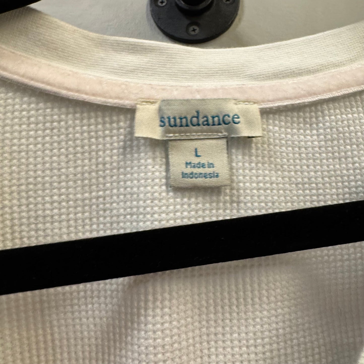 Top Long Sleeve By Sundance In White, Size: L