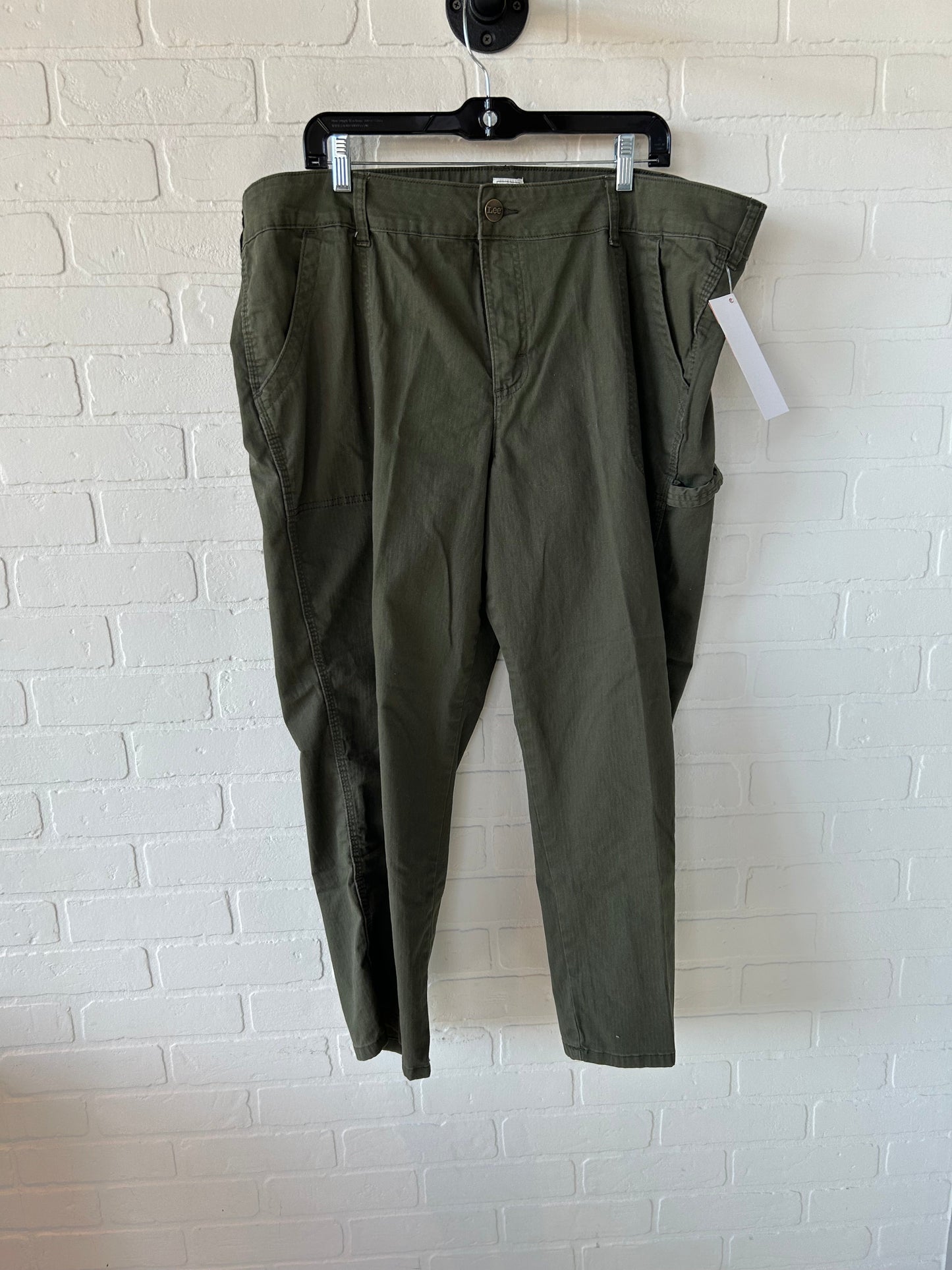 Pants Cargo & Utility By Lee In Green, Size: 22