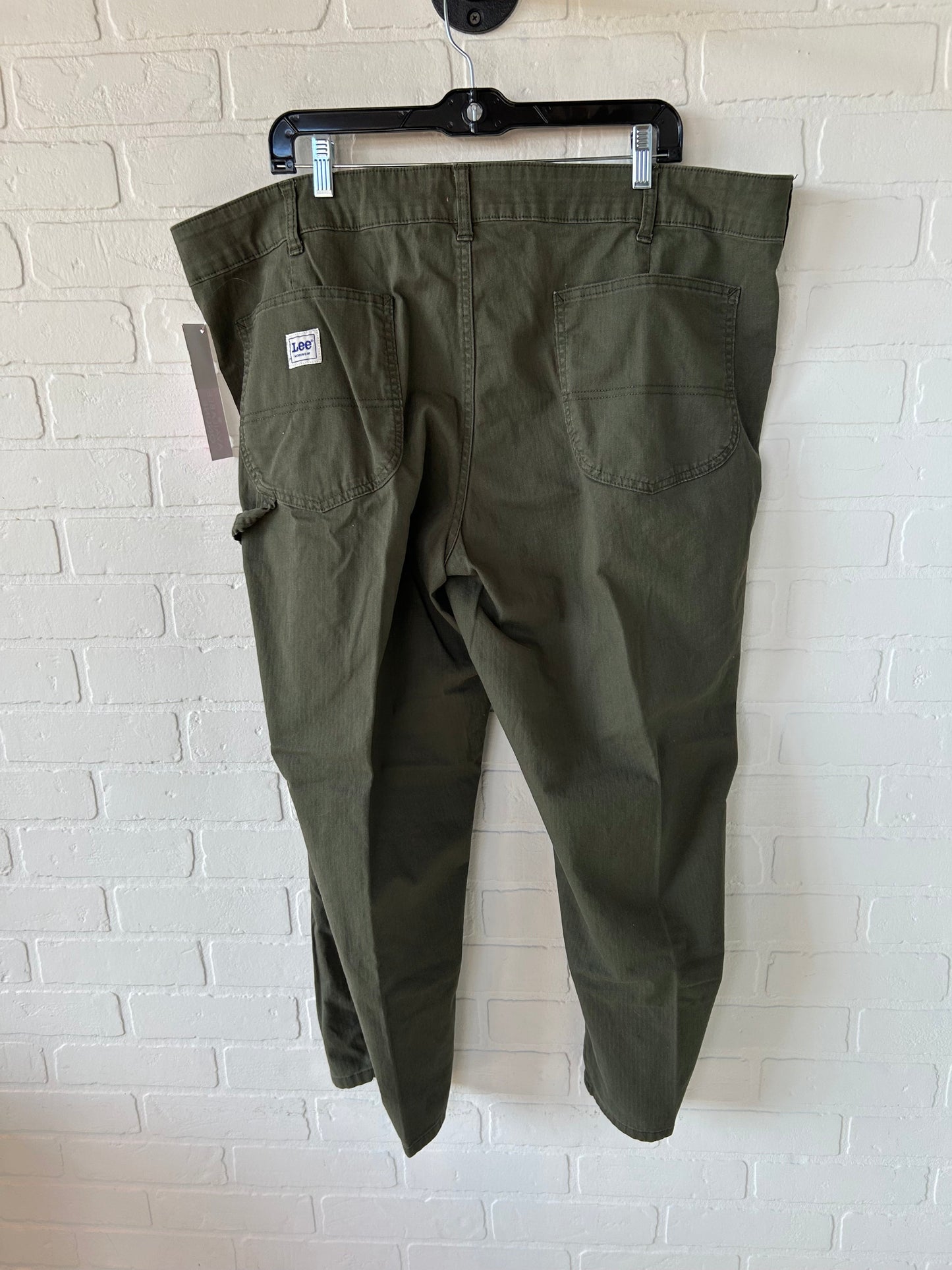 Pants Cargo & Utility By Lee In Green, Size: 22