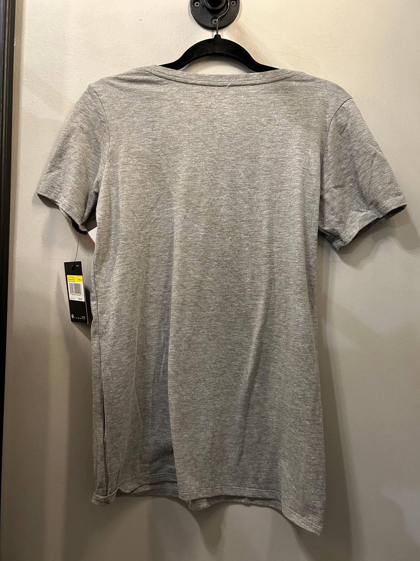 Athletic Top Short Sleeve By Nike In Grey, Size: S