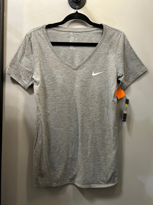 Athletic Top Short Sleeve By Nike In Grey, Size: S