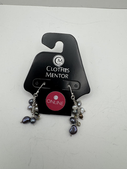 Earrings Dangle/drop By Clothes Mentor