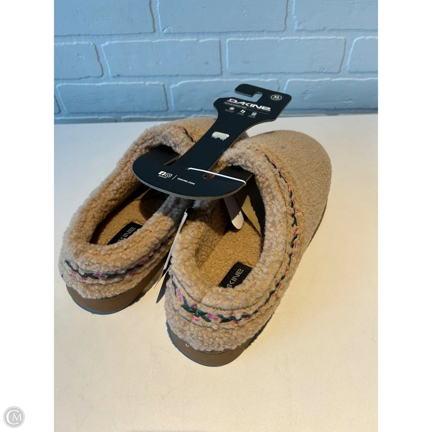 Slippers By DAKINE In Tan