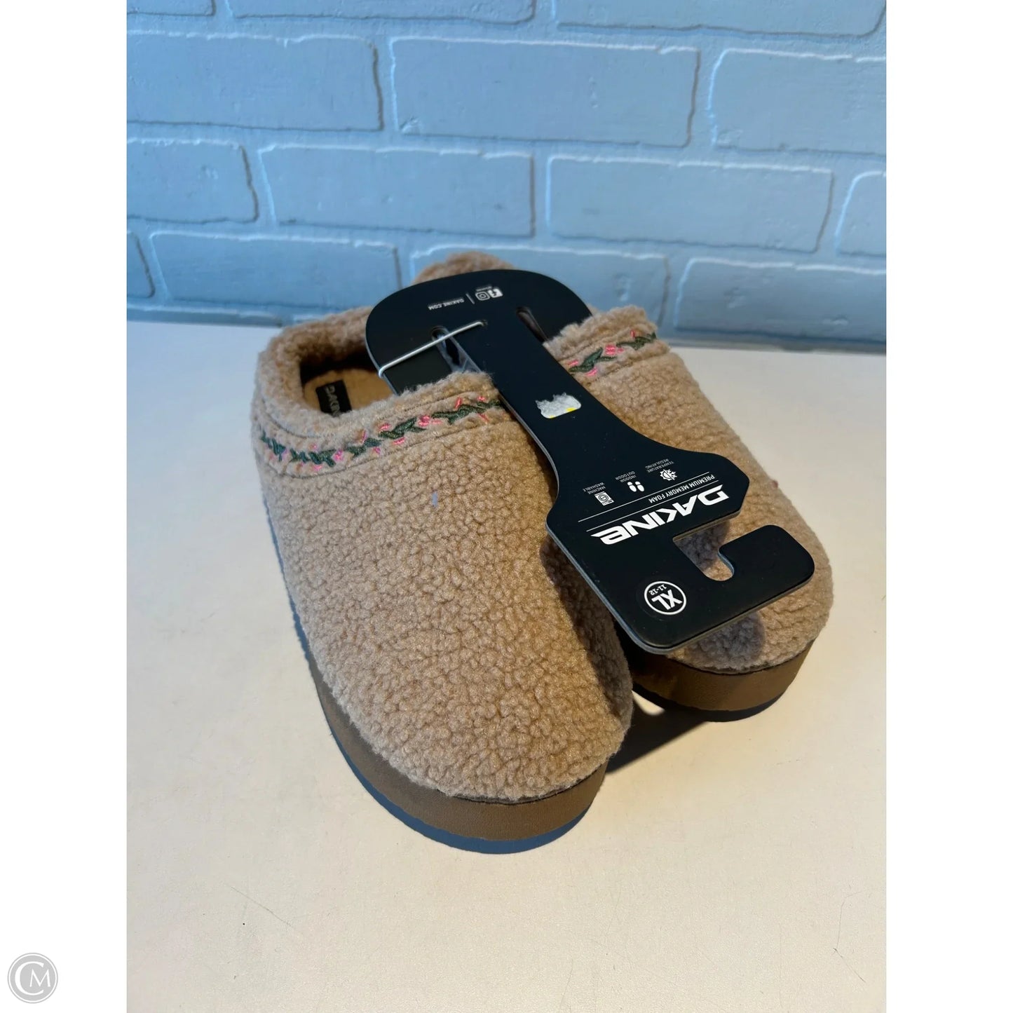 Slippers By DAKINE In Tan