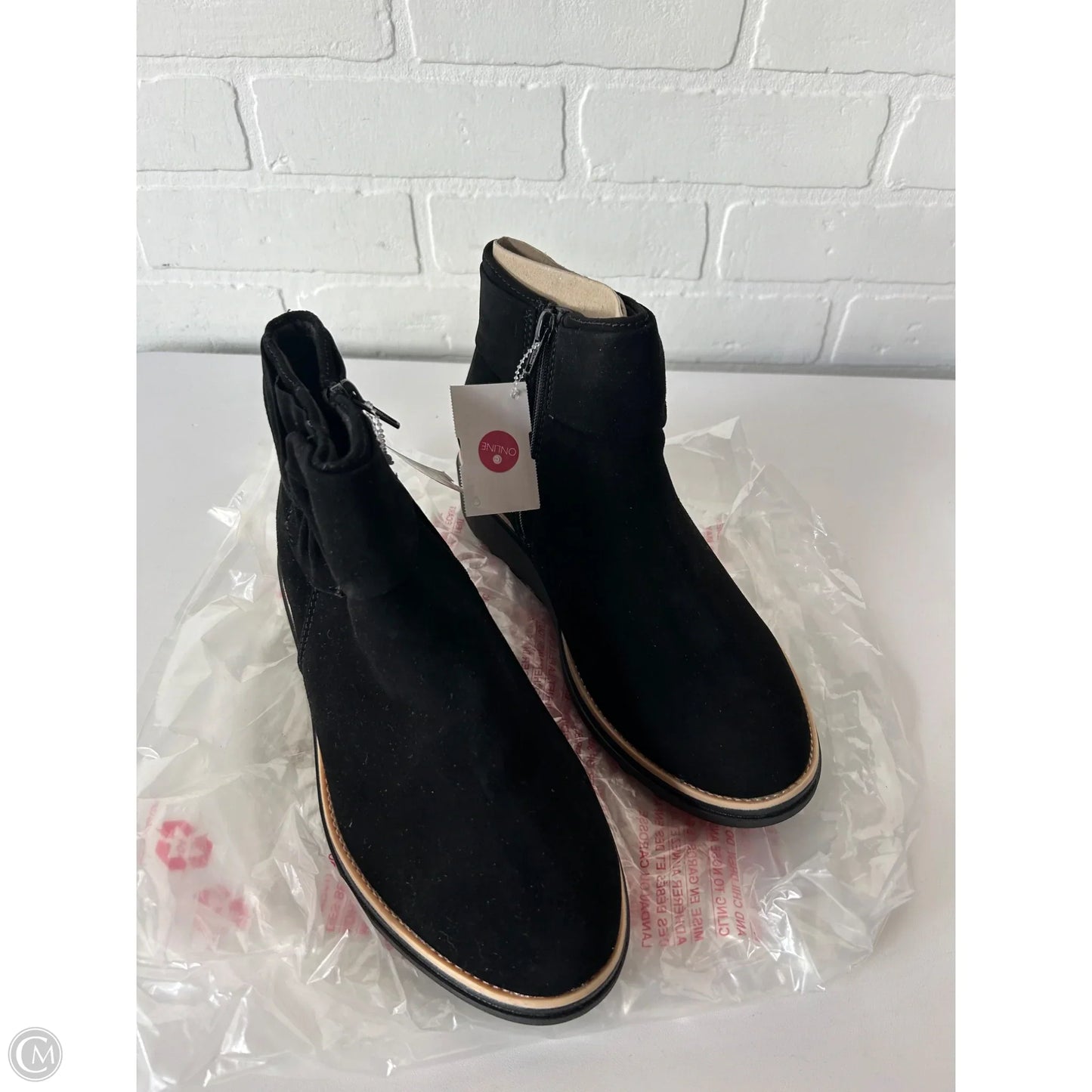 Boots Ankle Flats By Clarks In Black, Size: 7.5
