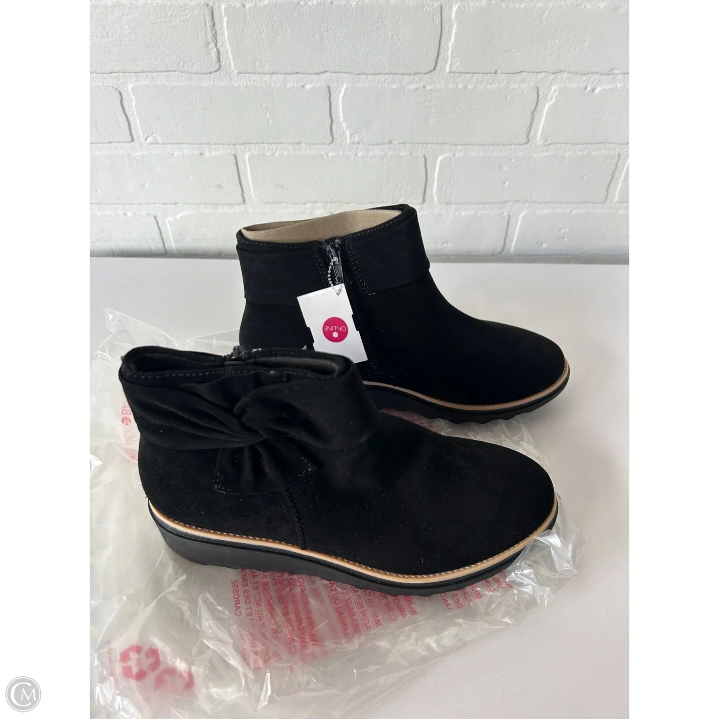 Boots Ankle Flats By Clarks In Black, Size: 7.5