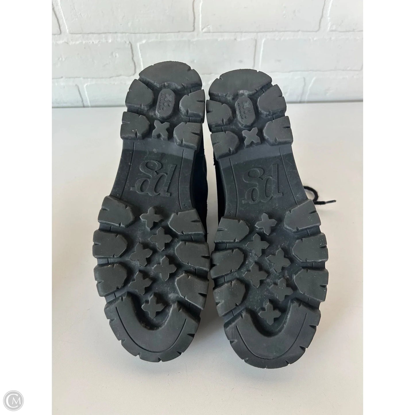 Boots Ankle Flats By Paul Green In Black, Size: 7