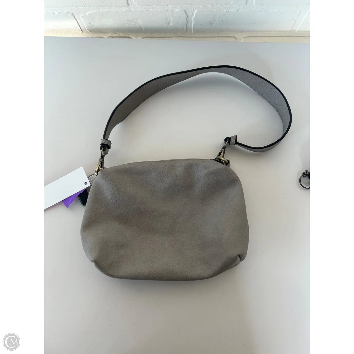 Crossbody By Clothes Mentor, Size: Small