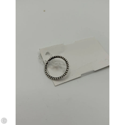 Ring Band By Clothes Mentor, Size: 5