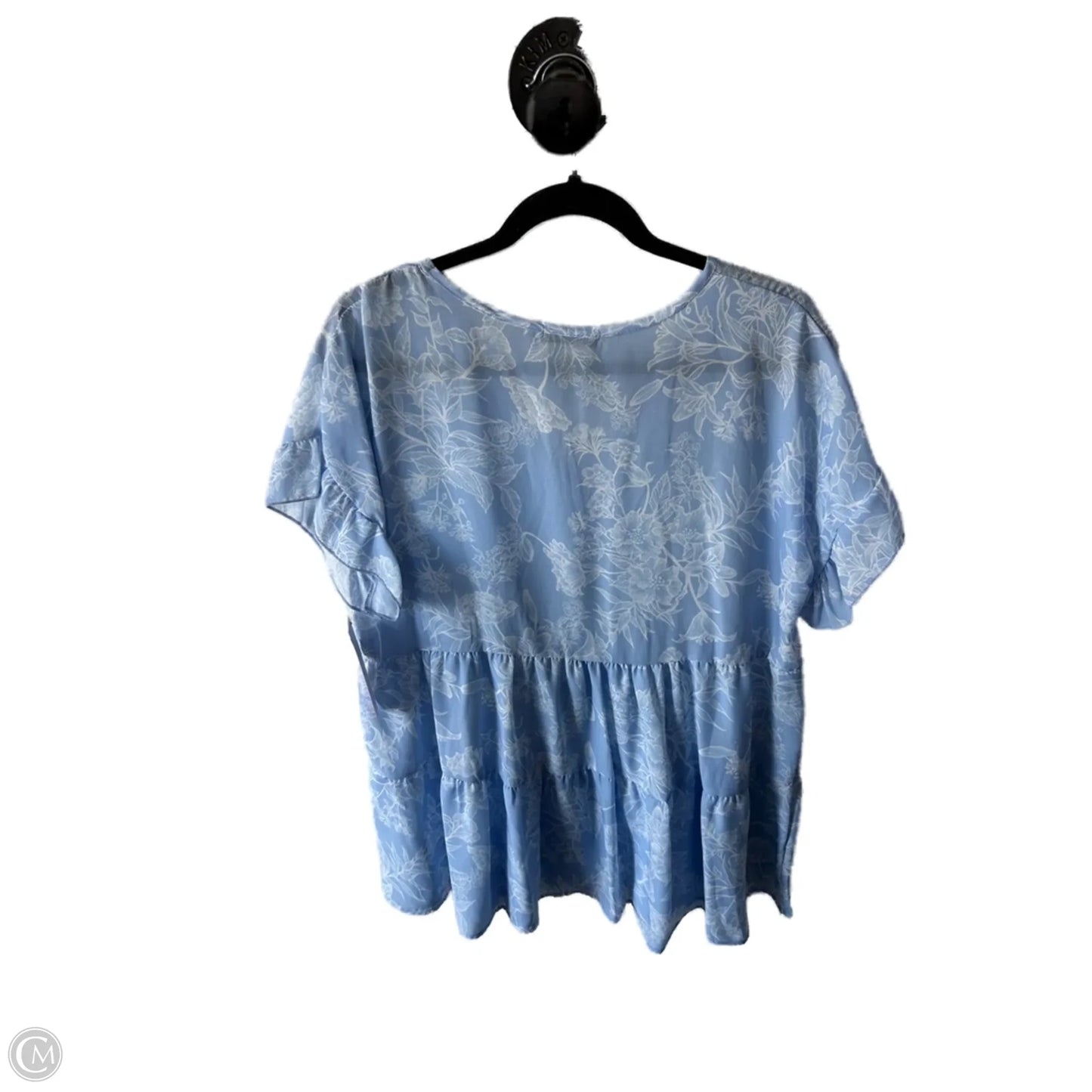 Top Short Sleeve By Clothes Mentor In Blue & White, Size: M