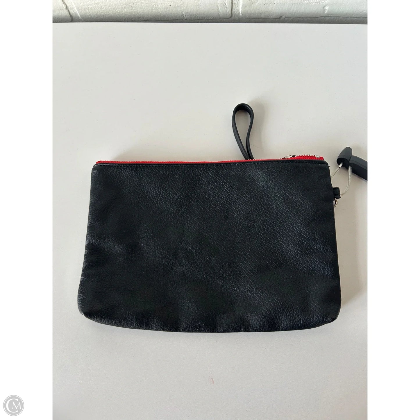 Wristlet By Clothes Mentor, Size: Medium