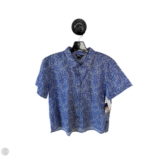 Top Short Sleeve By Eddie Bauer In Blue & White, Size: L
