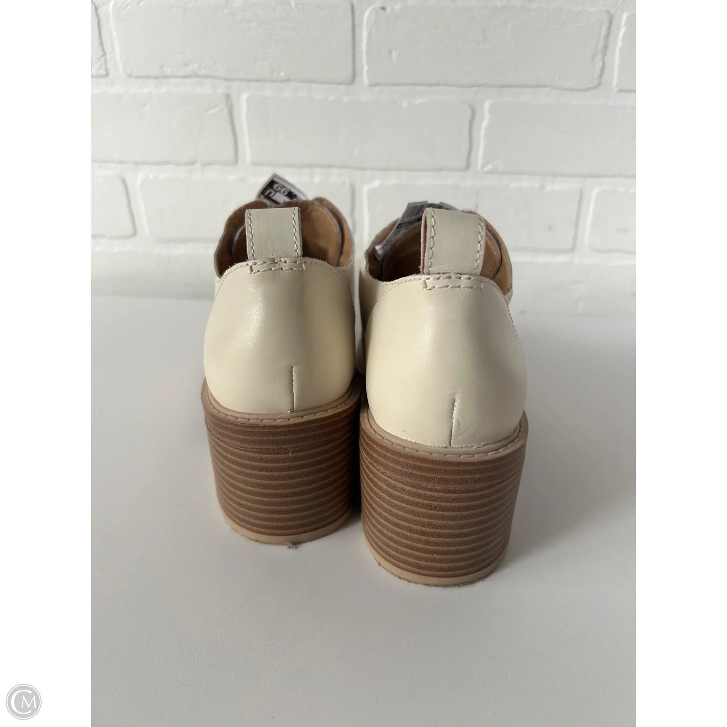 Shoes Heels Block By Crown Vintage In Cream, Size: 9