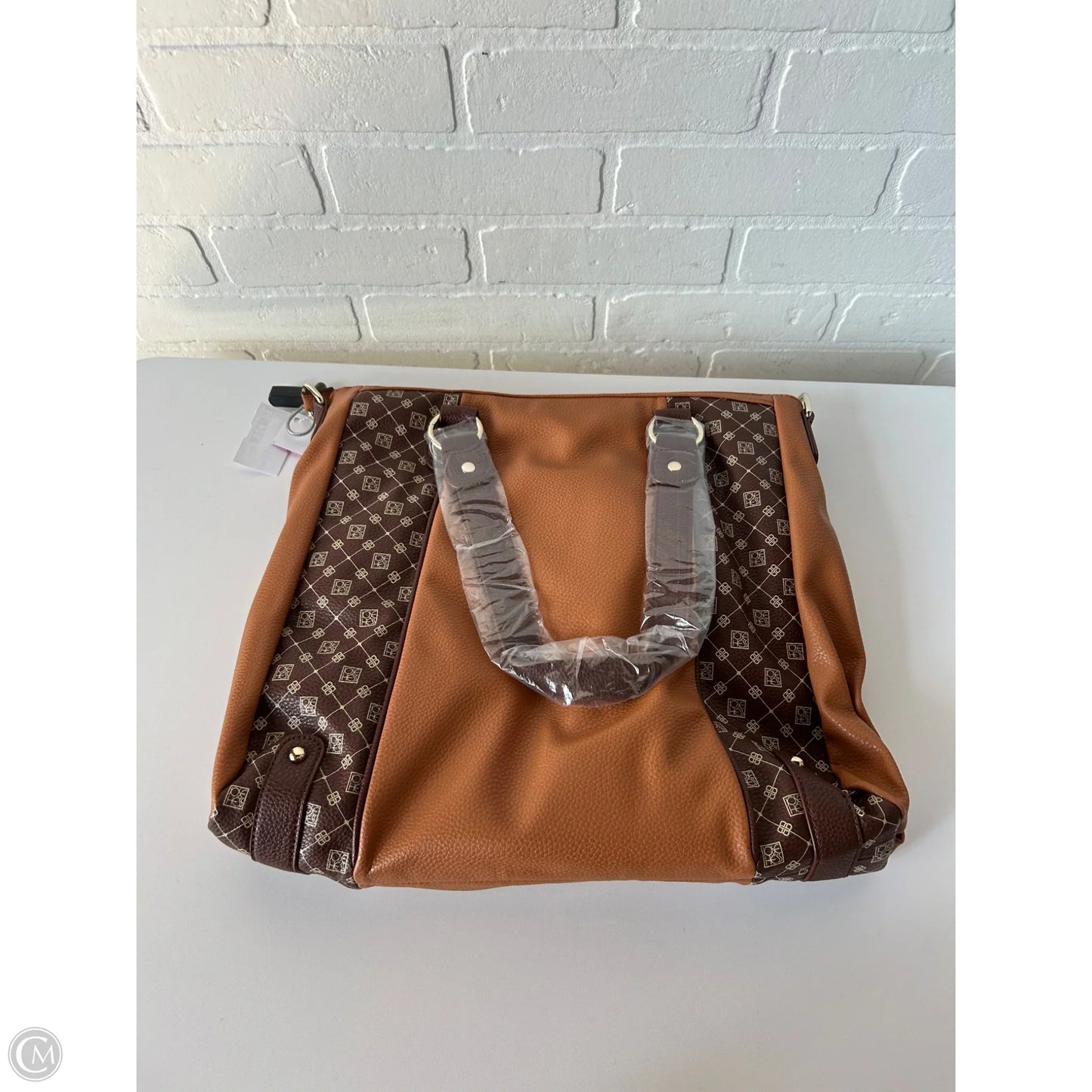 Crossbody By Clothes Mentor, Size: Large