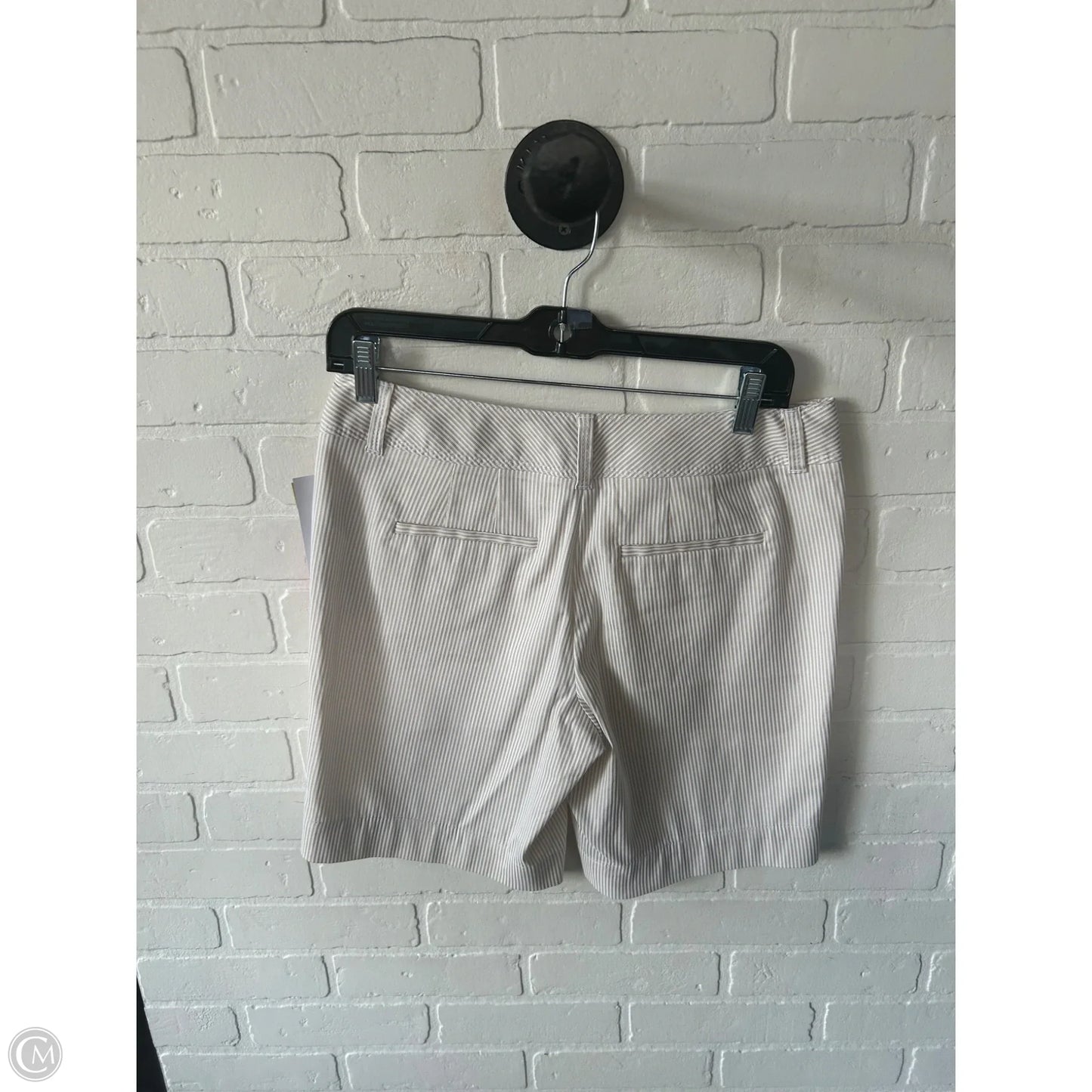 Shorts By White House Black Market In Tan & White, Size: 4