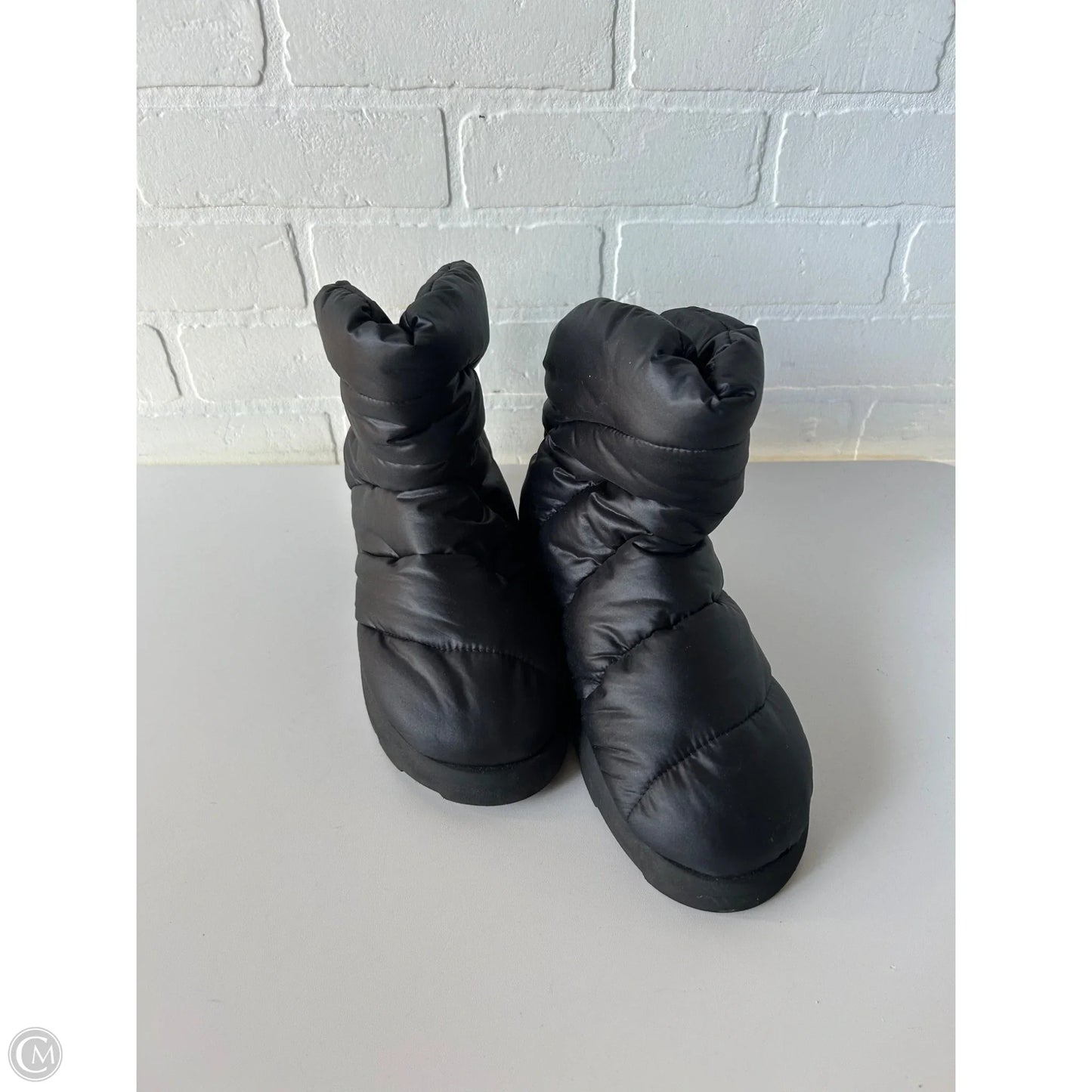 Boots Ankle Flats By Cmb In Black, Size: 8.5