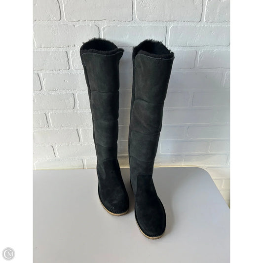 Boots Designer By Ugg In Black, Size: 6.5