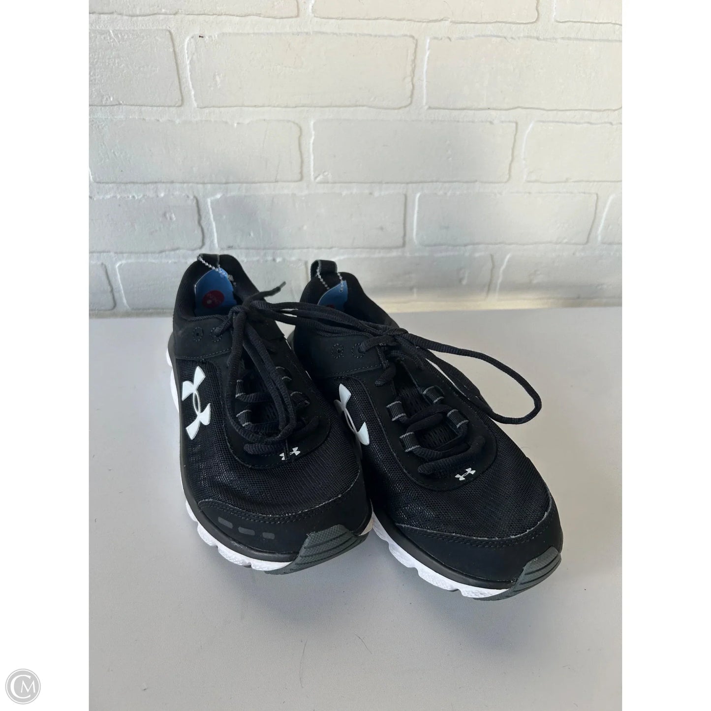Shoes Athletic By Under Armour In Black & White, Size: 8.5