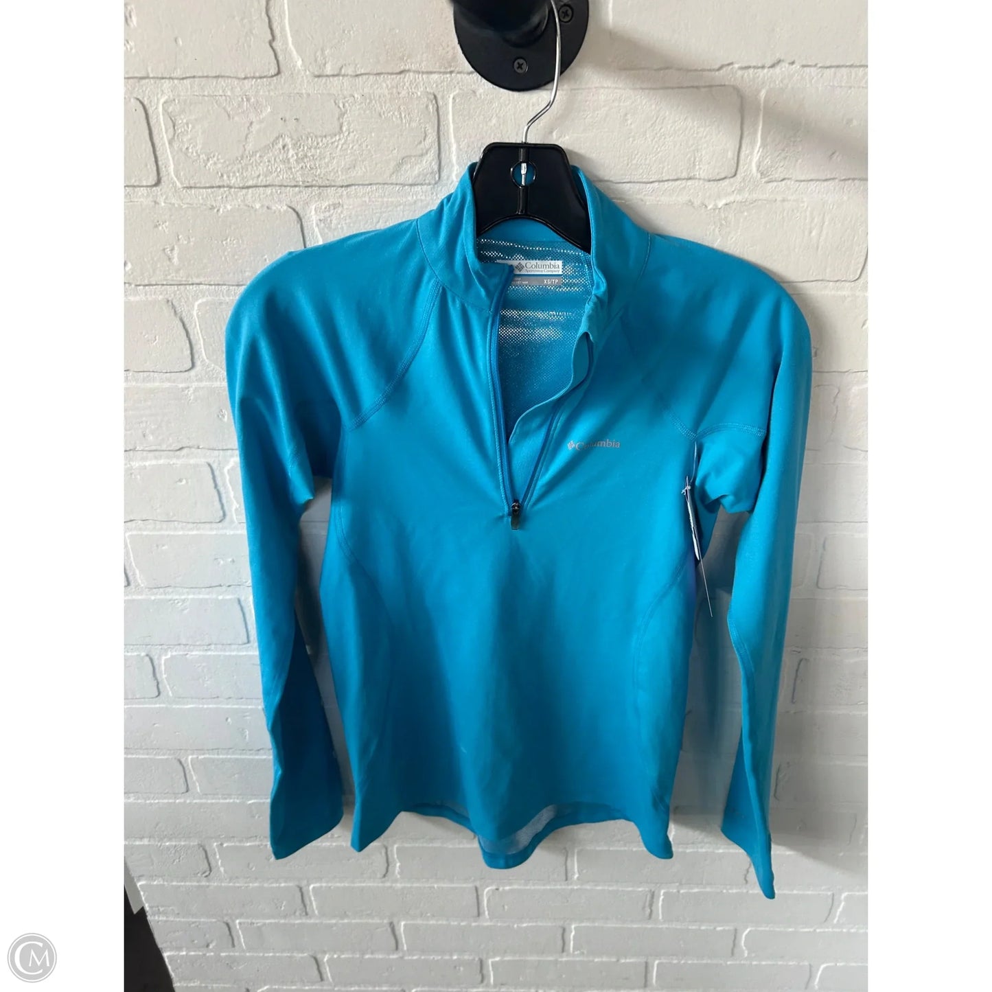 Athletic Top Long Sleeve Collar By Columbia In Blue, Size: Xs