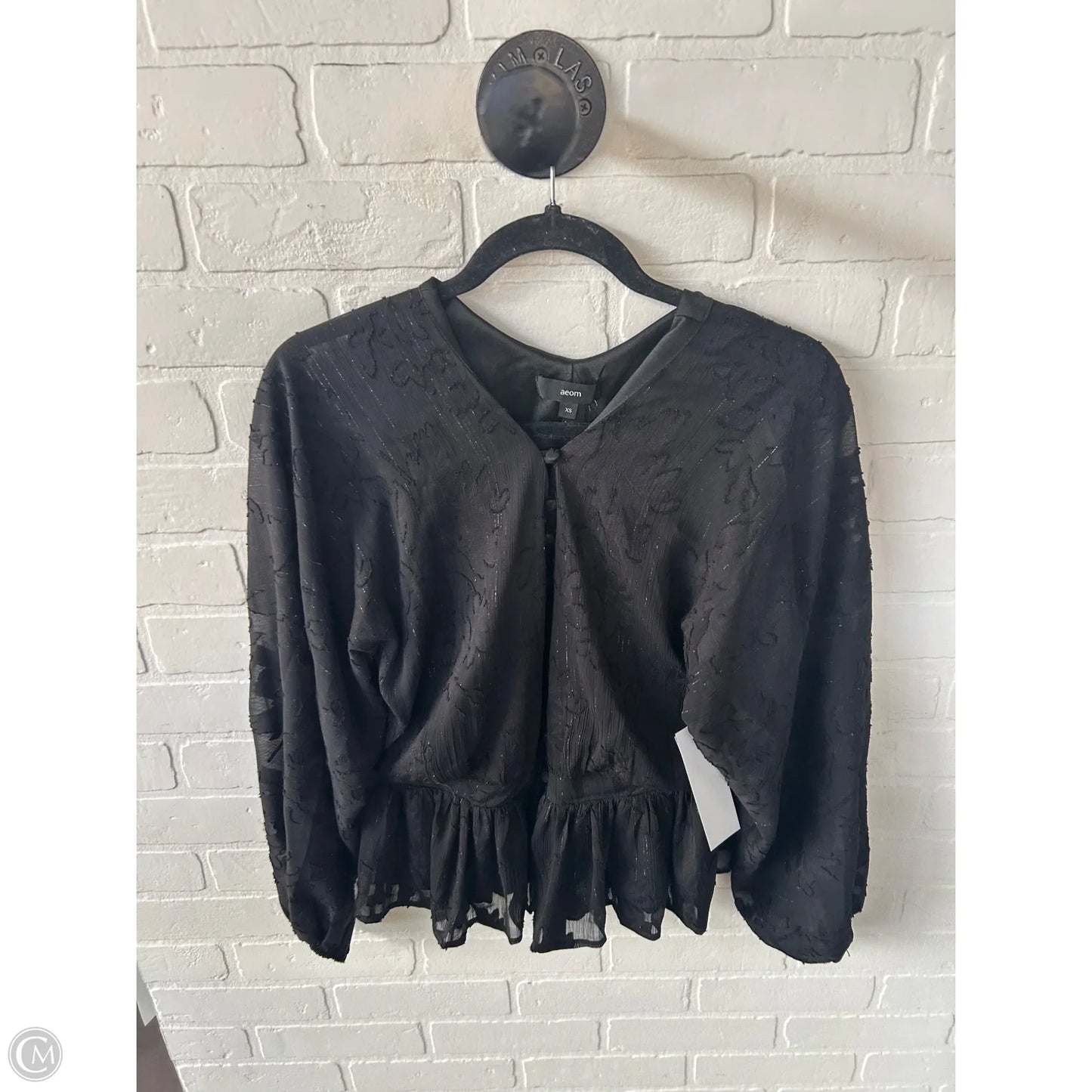 Blouse Long Sleeve By Clothes Mentor In Black, Size: Xs