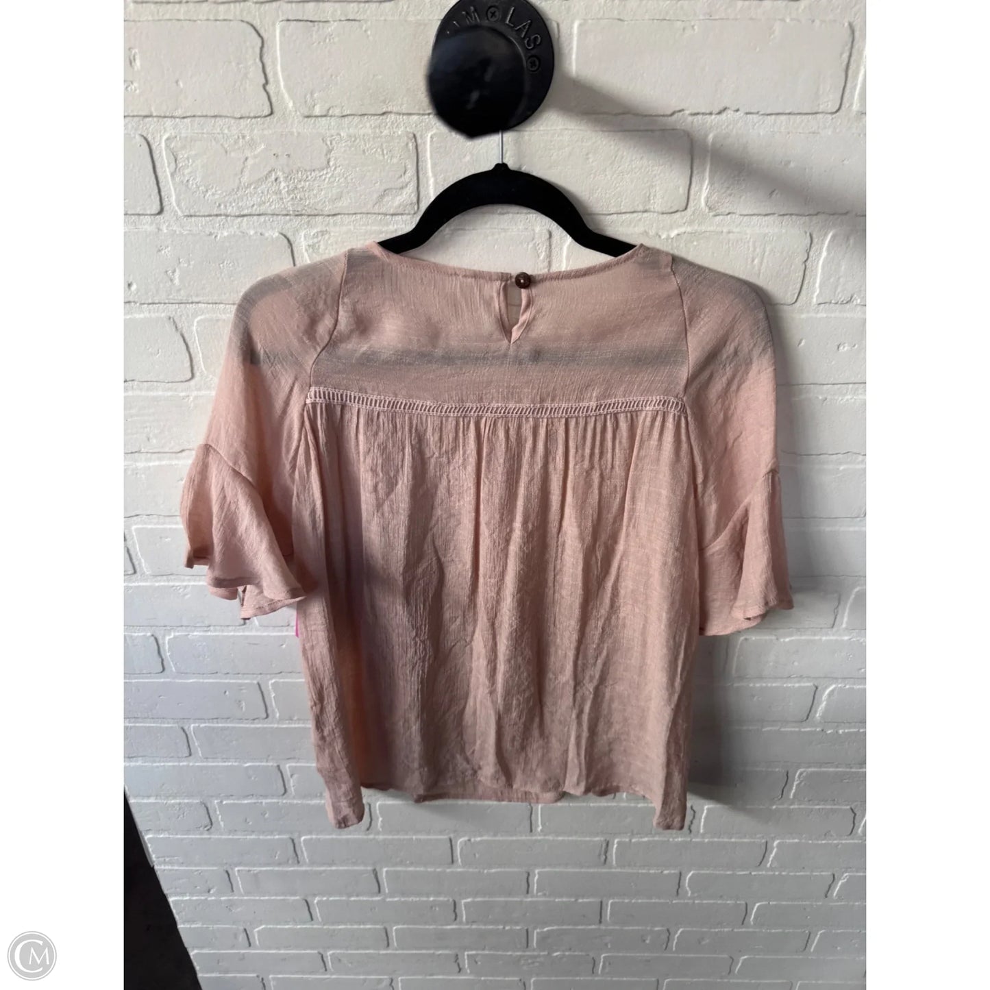 Top Short Sleeve By Cme In Peach, Size: S