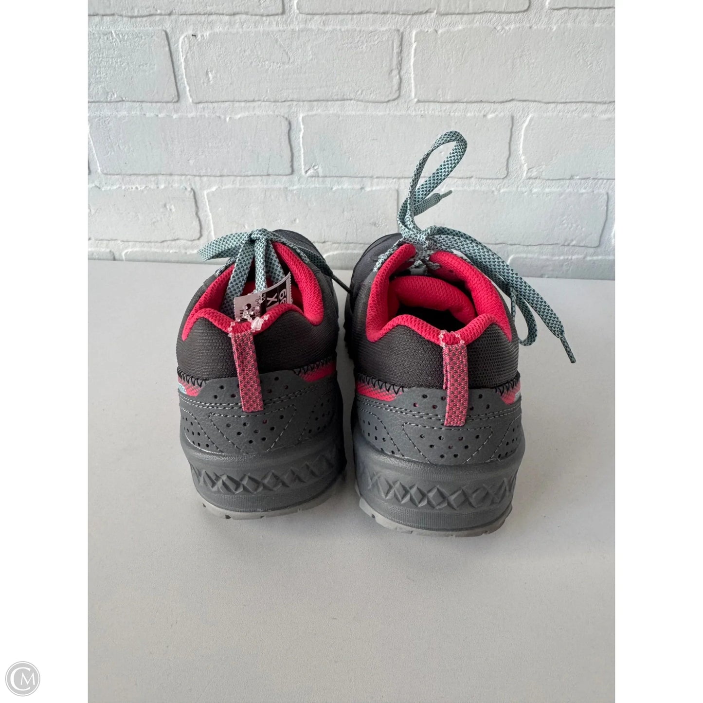 Shoes Athletic By Saucony In Grey & Pink, Size: 8