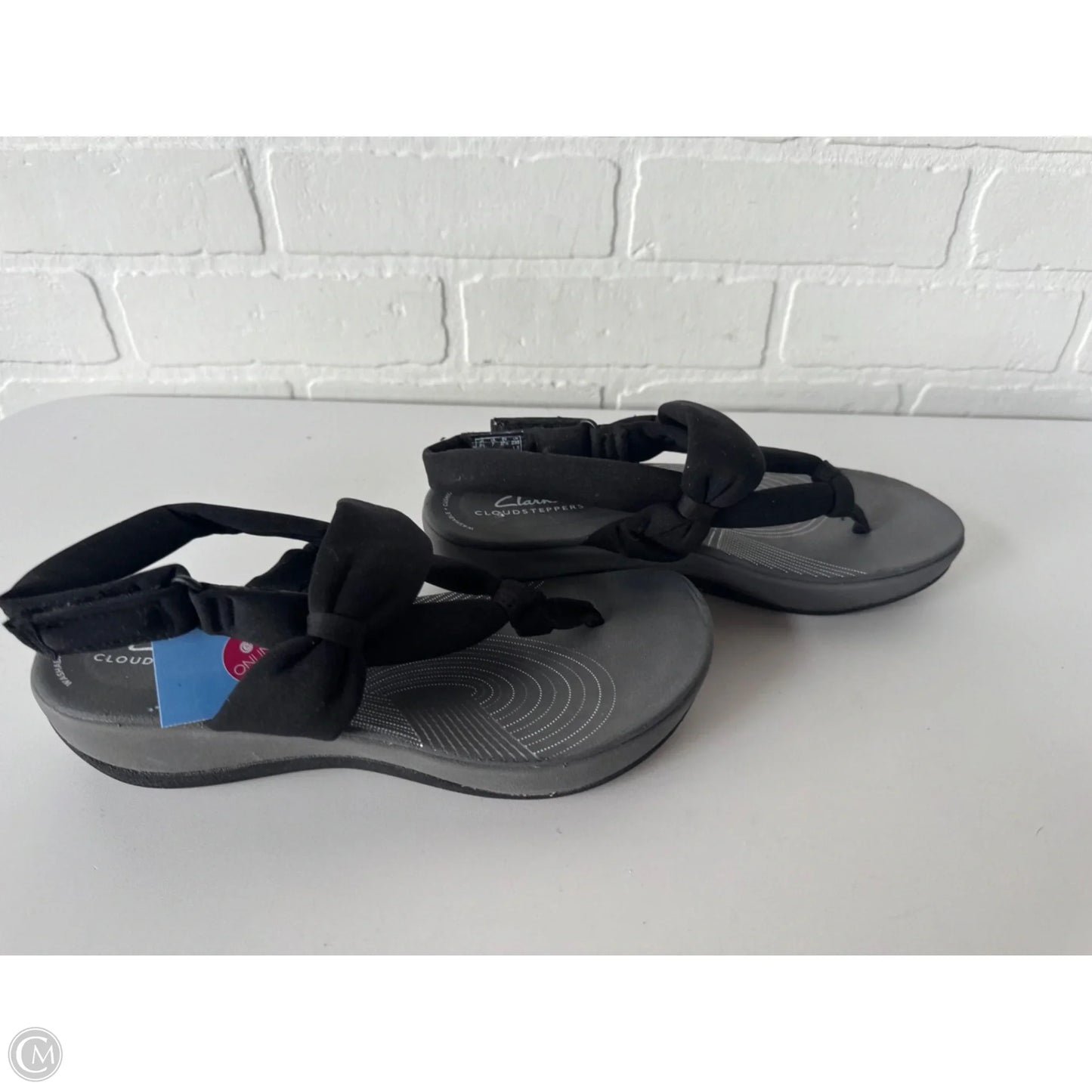 Sandals Flats By Clarks In Black, Size: 7