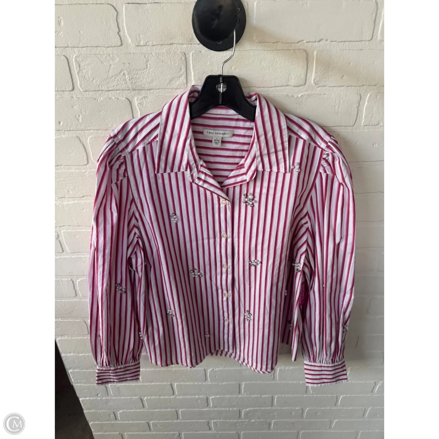 Top Long Sleeve By Free Assembly In Pink & White, Size: L