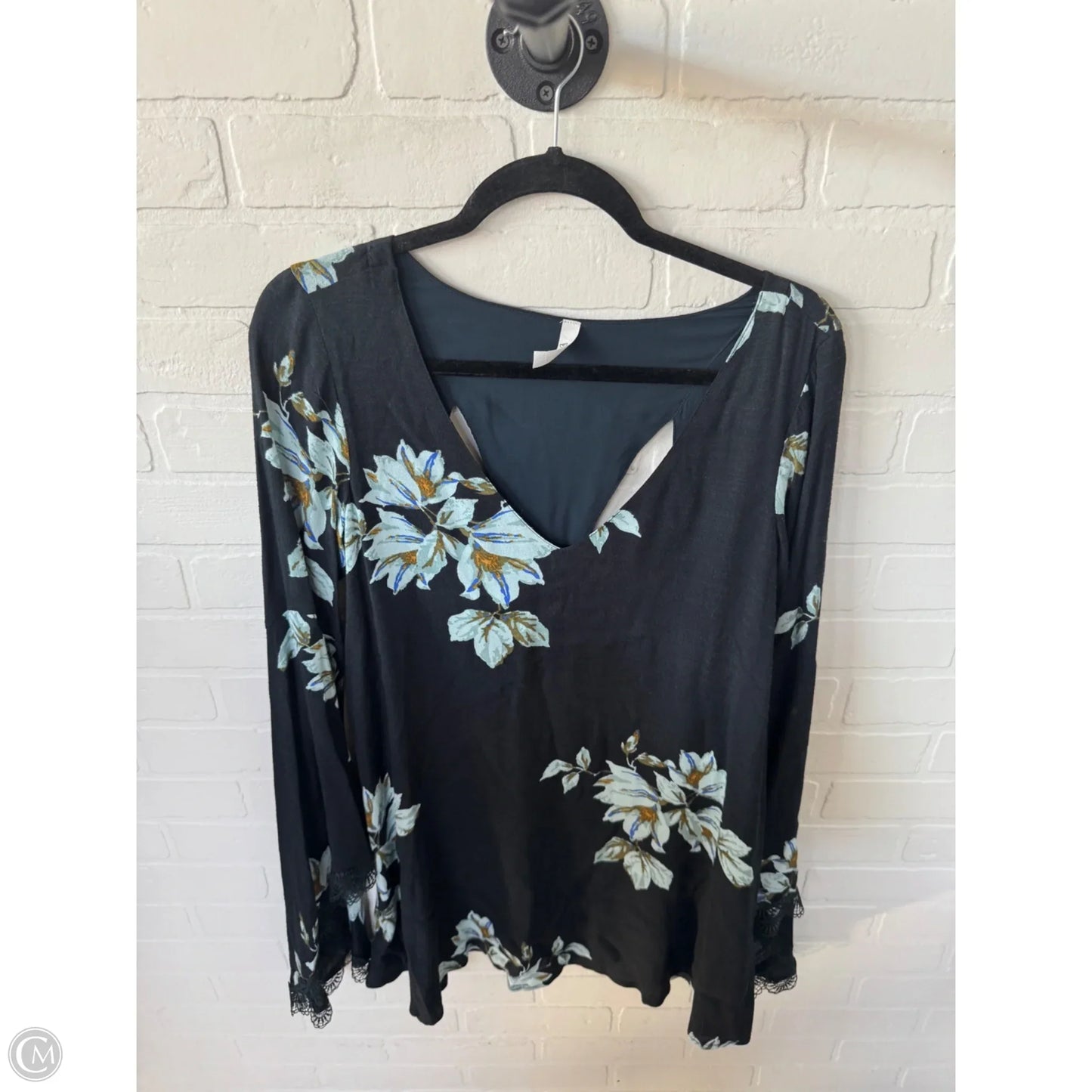 Tunic Long Sleeve By Free People In Black & Blue, Size: Xs