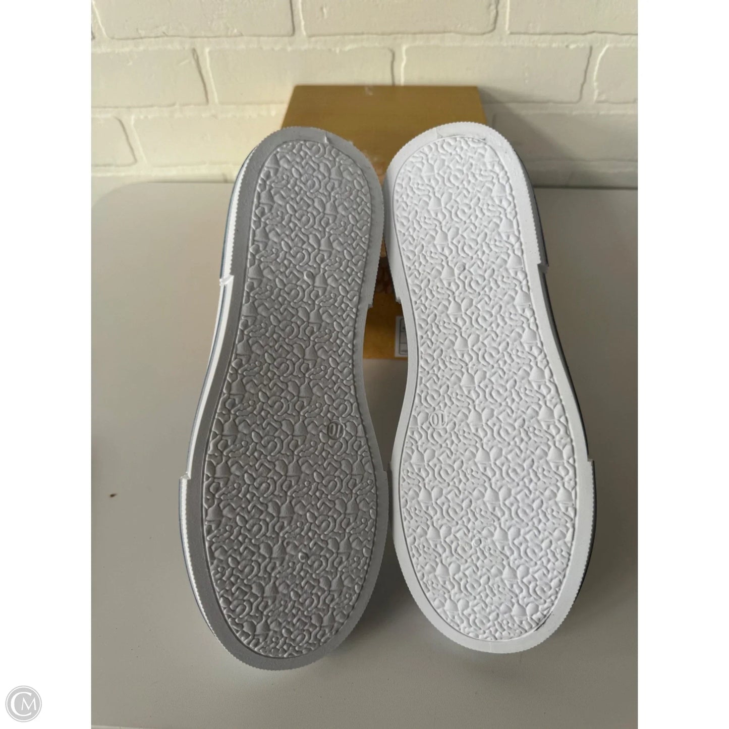 Shoes Sneakers By Very G In Blue & White, Size: 10