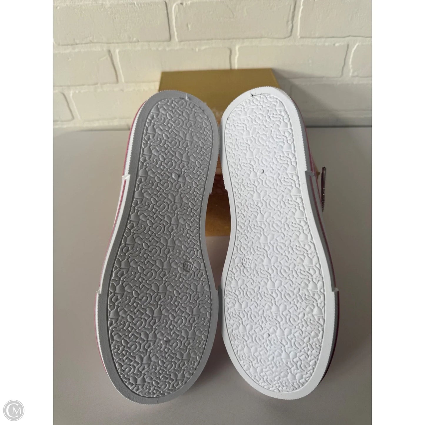 Shoes Sneakers By Very G In Pink & White, Size: 8.5