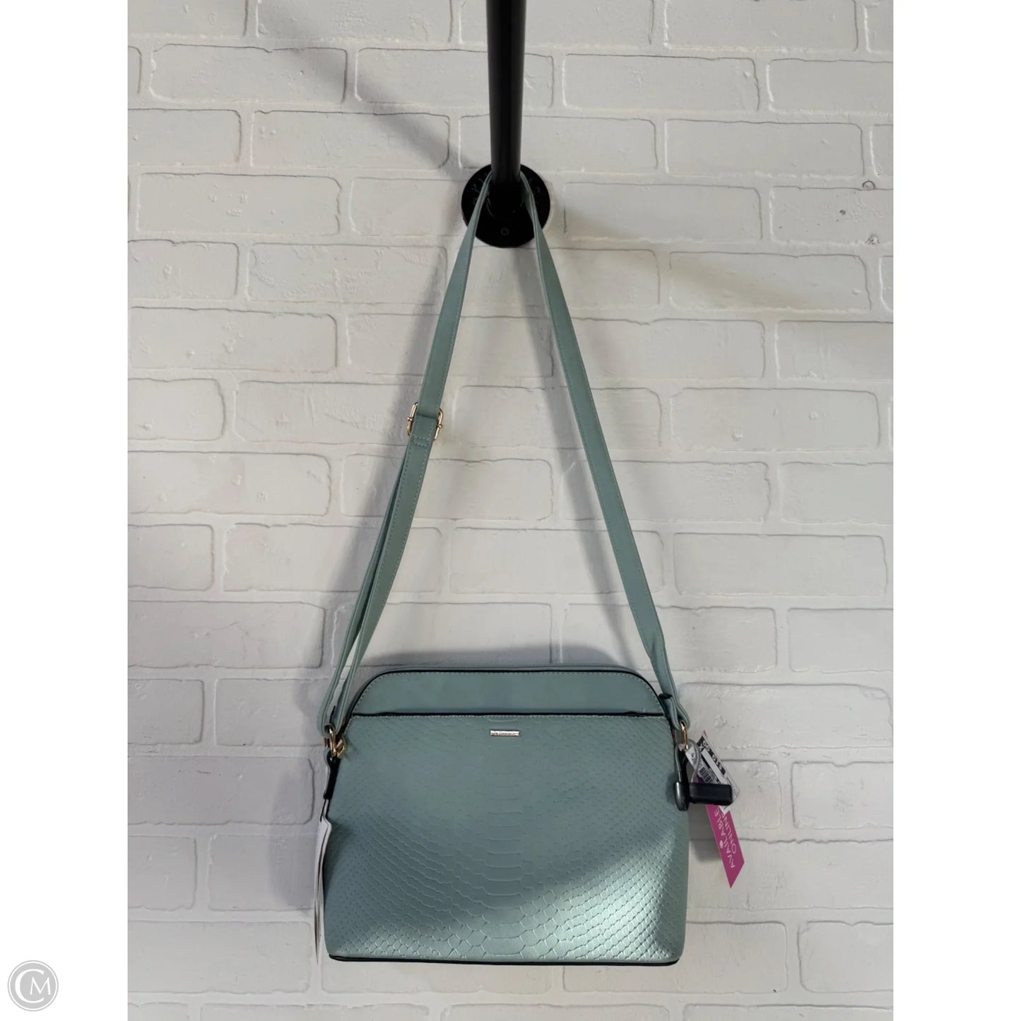 Crossbody By Clothes Mentor, Size: Large