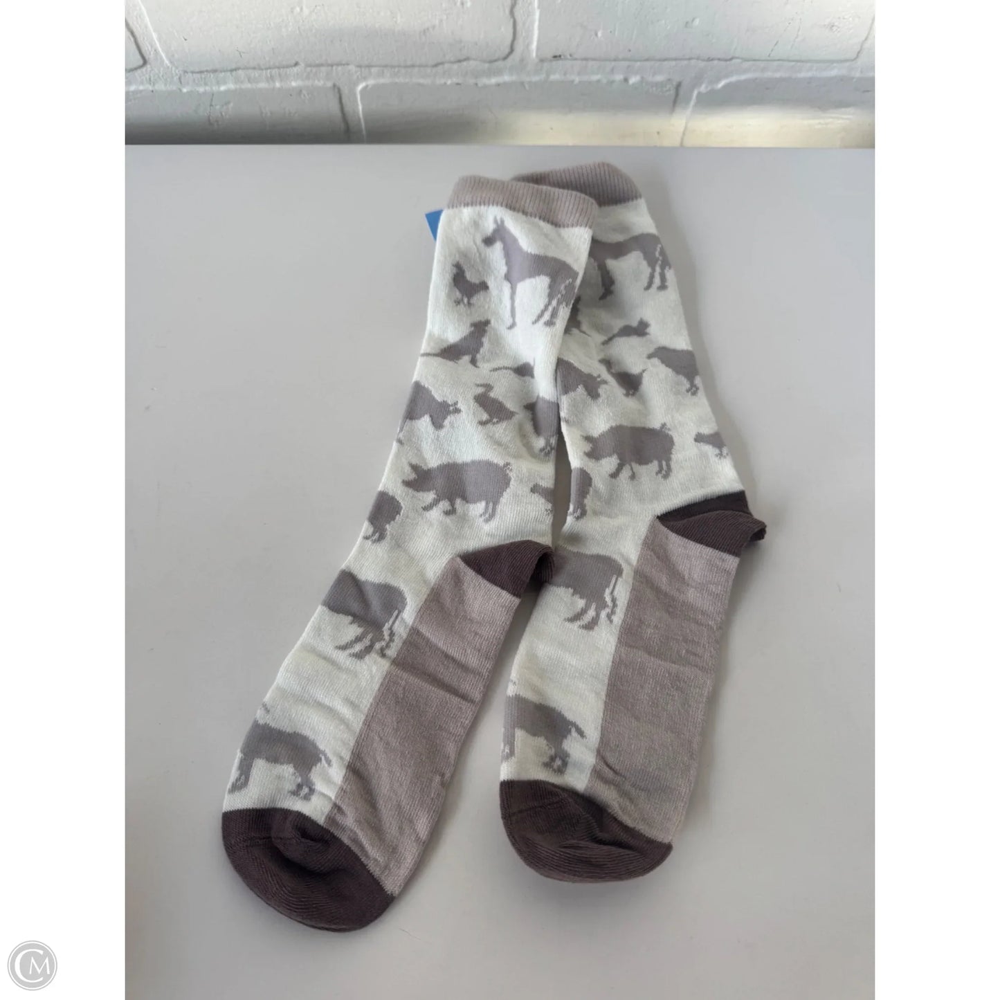Socks By Clothes Mentor In Brown & White, Size: 0