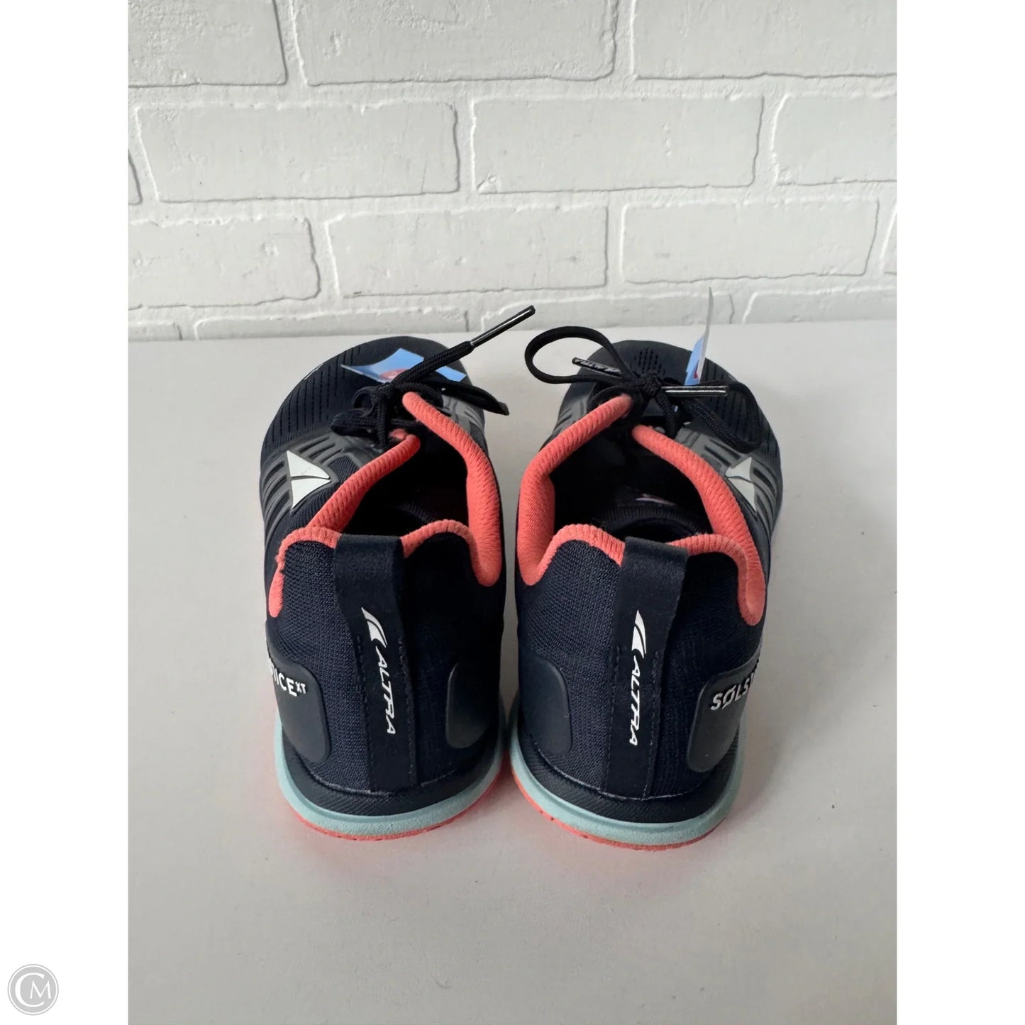 Shoes Athletic By Cmb In Blue & Orange, Size: 7.5