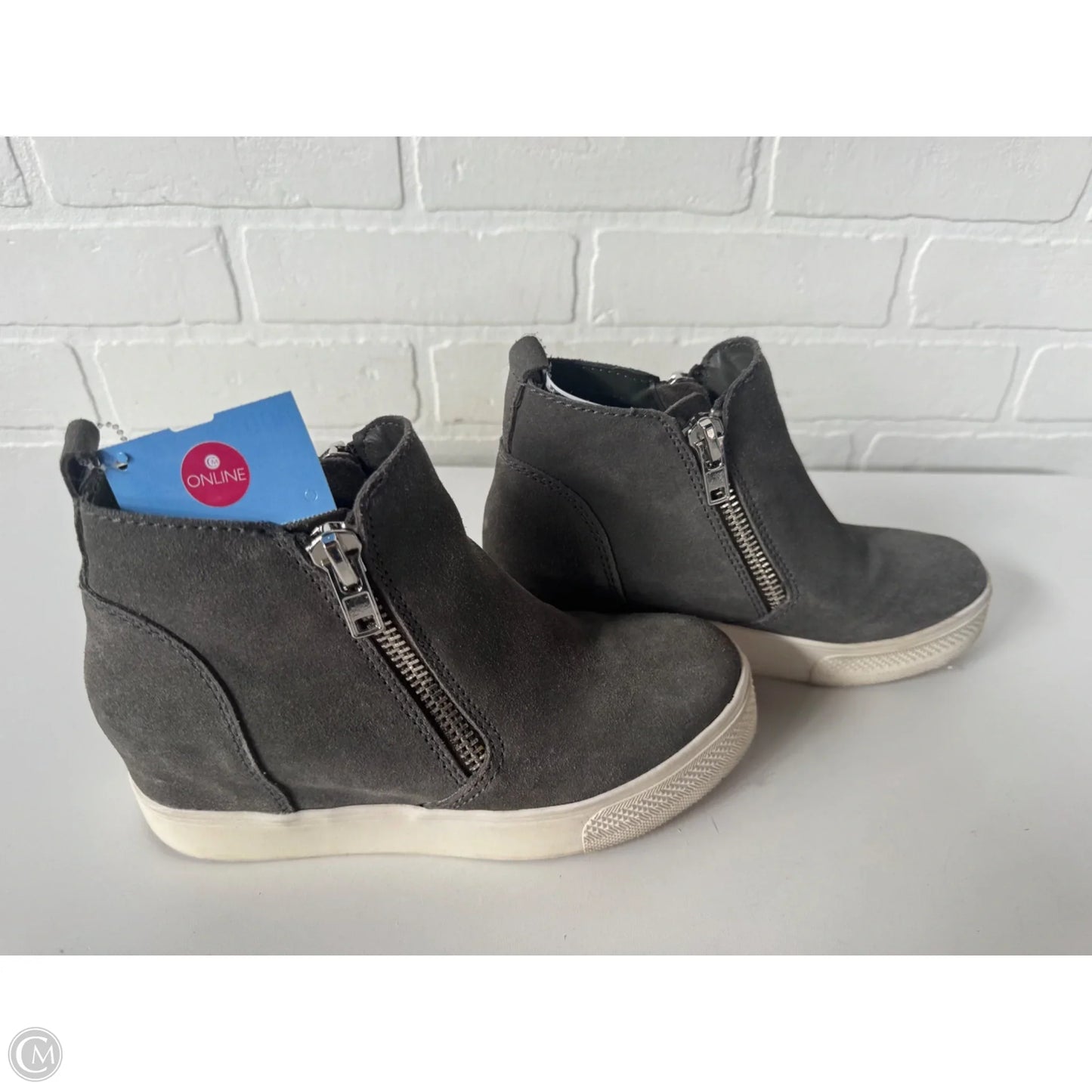 Shoes Sneakers By Steve Madden In Grey, Size: 6