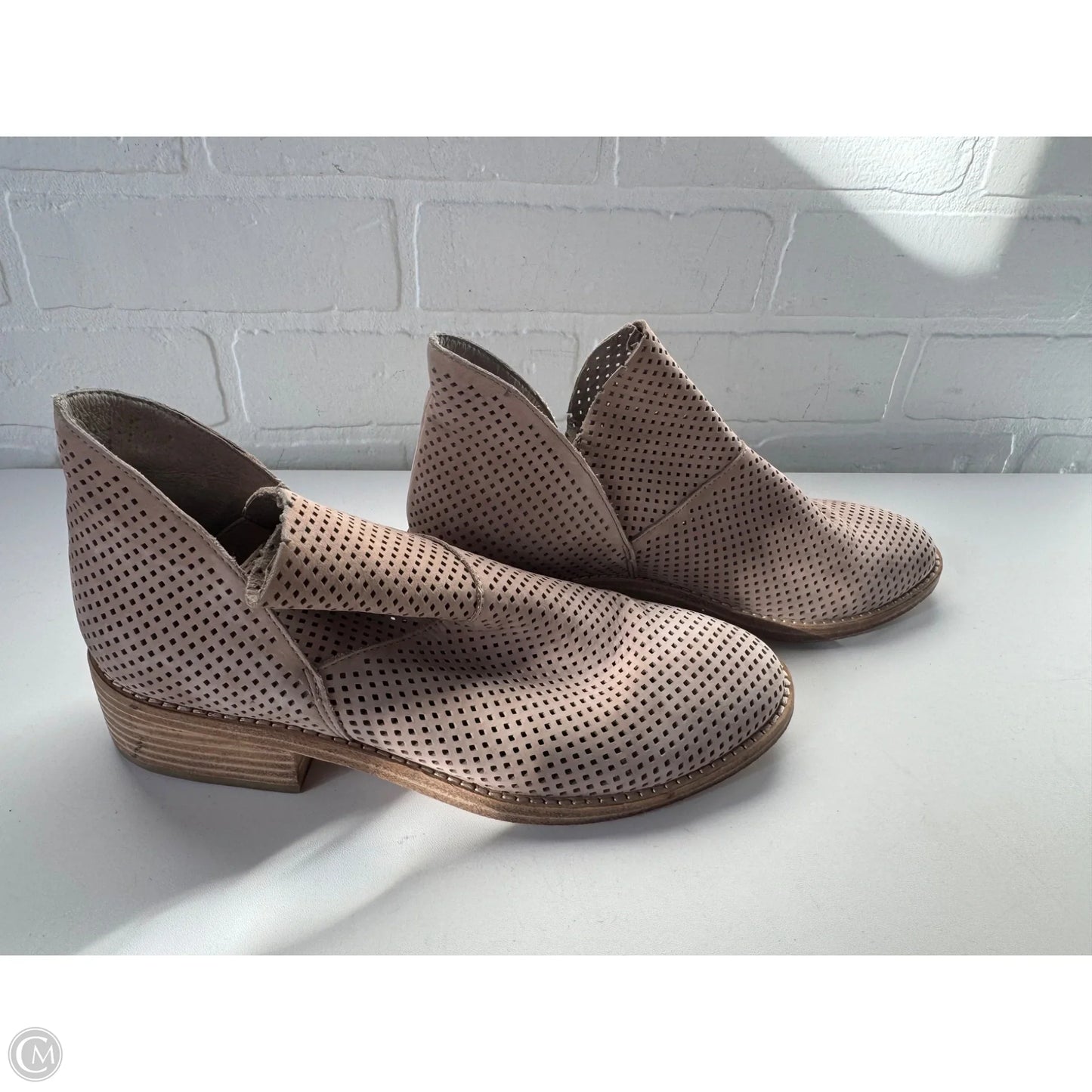 Boots Ankle Heels By Eileen Fisher In Brown, Size: 7.5