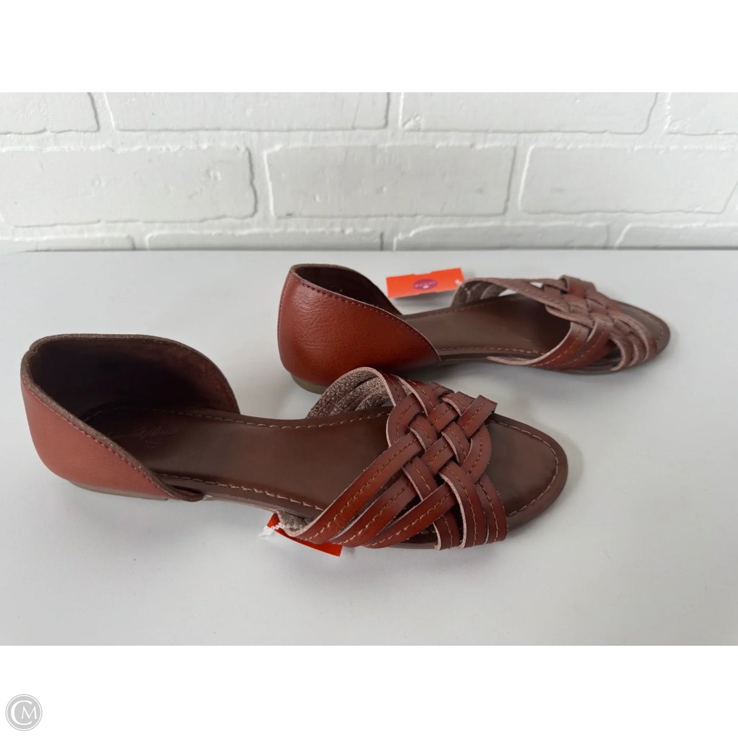 Sandals Flats By Universal Thread In Brown, Size: 8