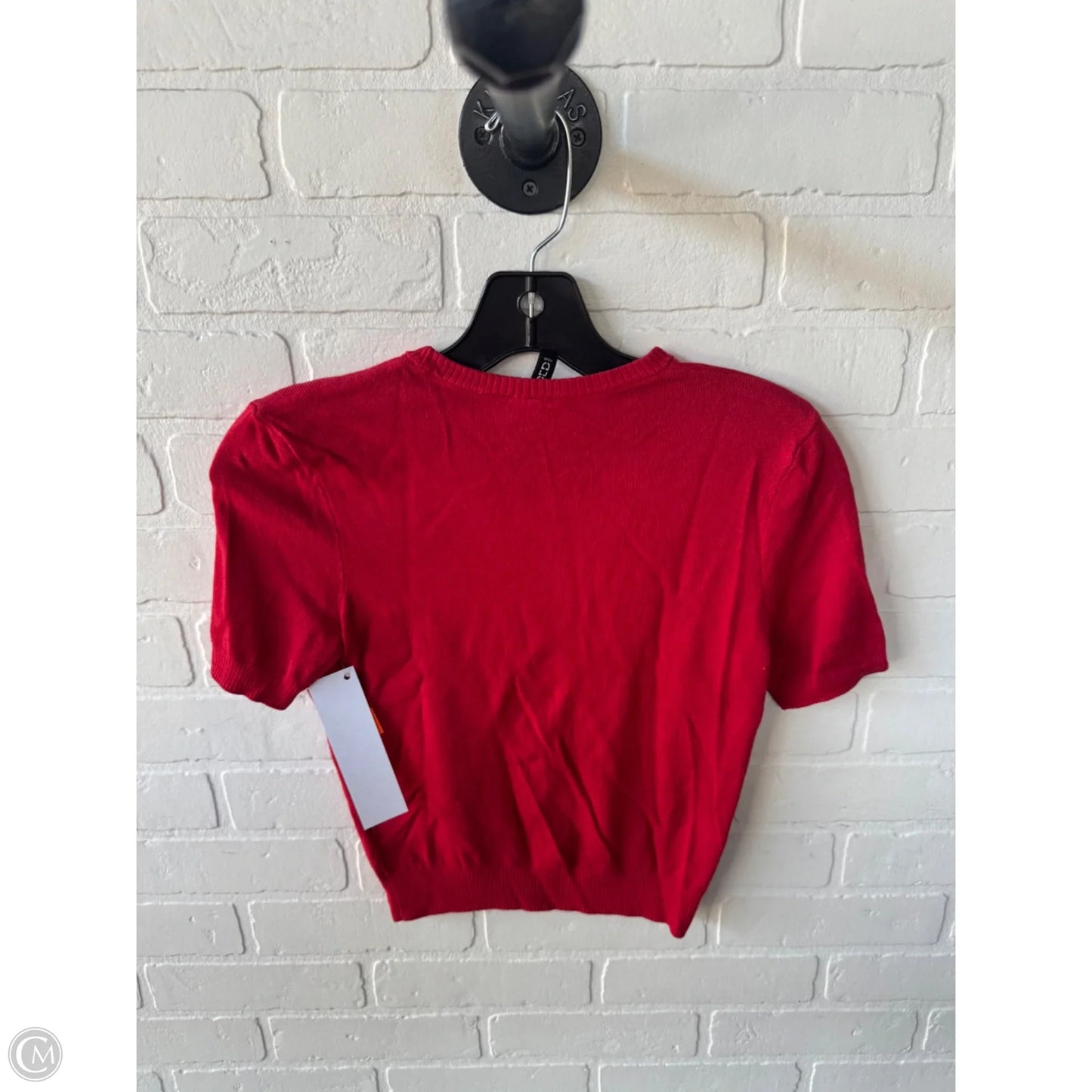 Sweater Short Sleeve By Divided In Red, Size: Xxs