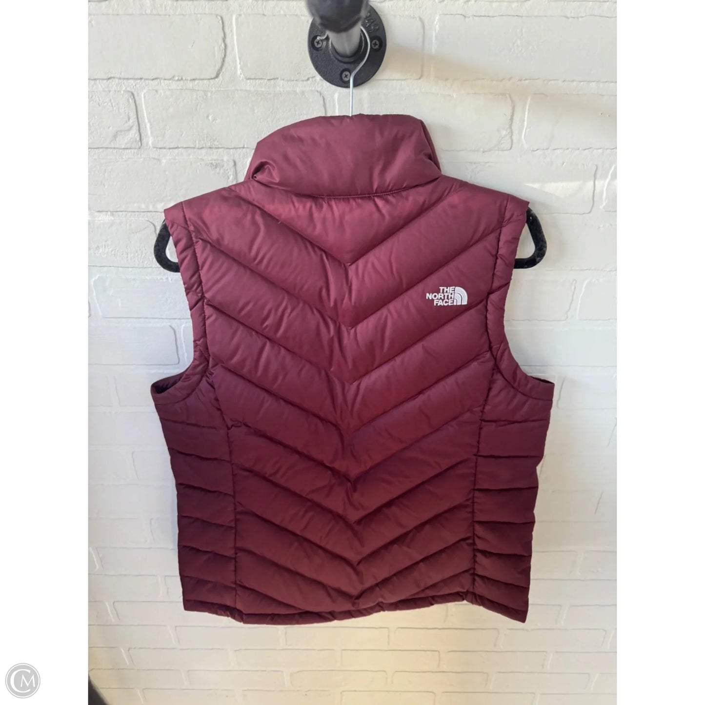 Vest Puffer & Quilted By The North Face In Maroon, Size: L