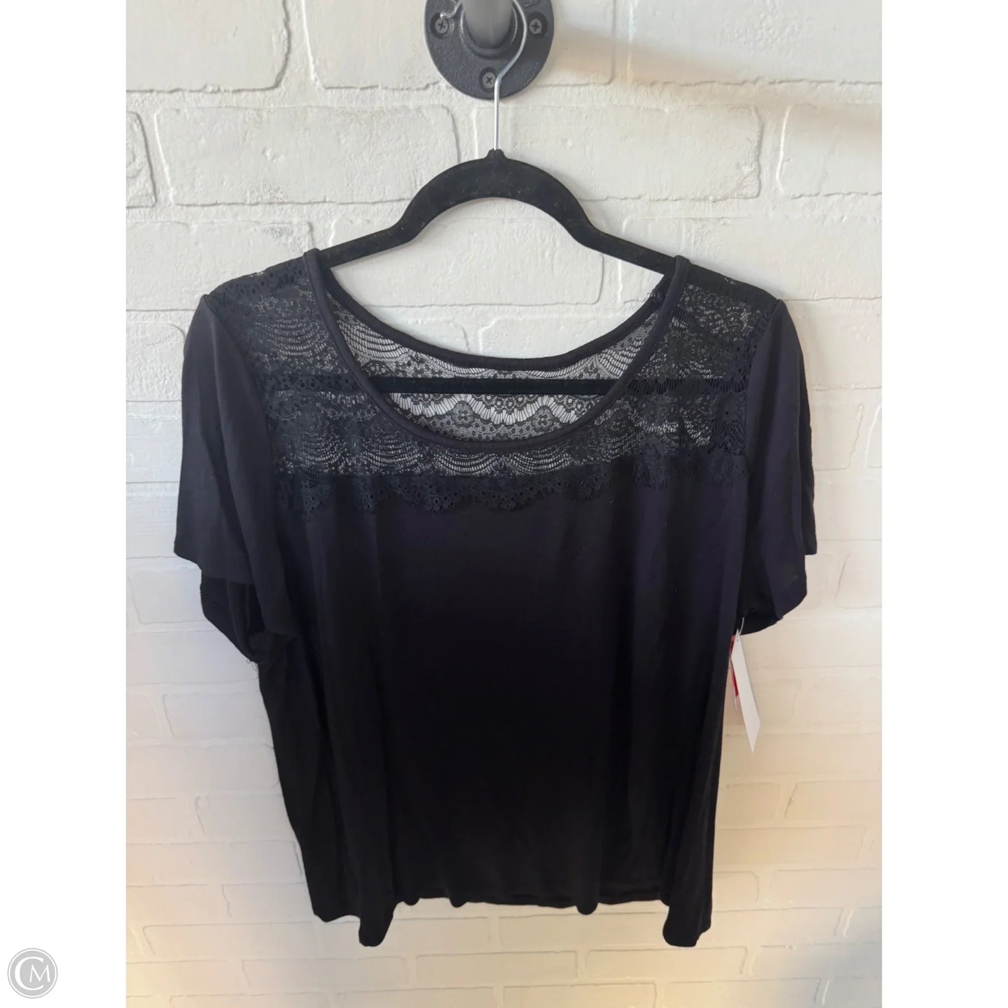 Top Short Sleeve By Lane Bryant In Black, Size: 1x