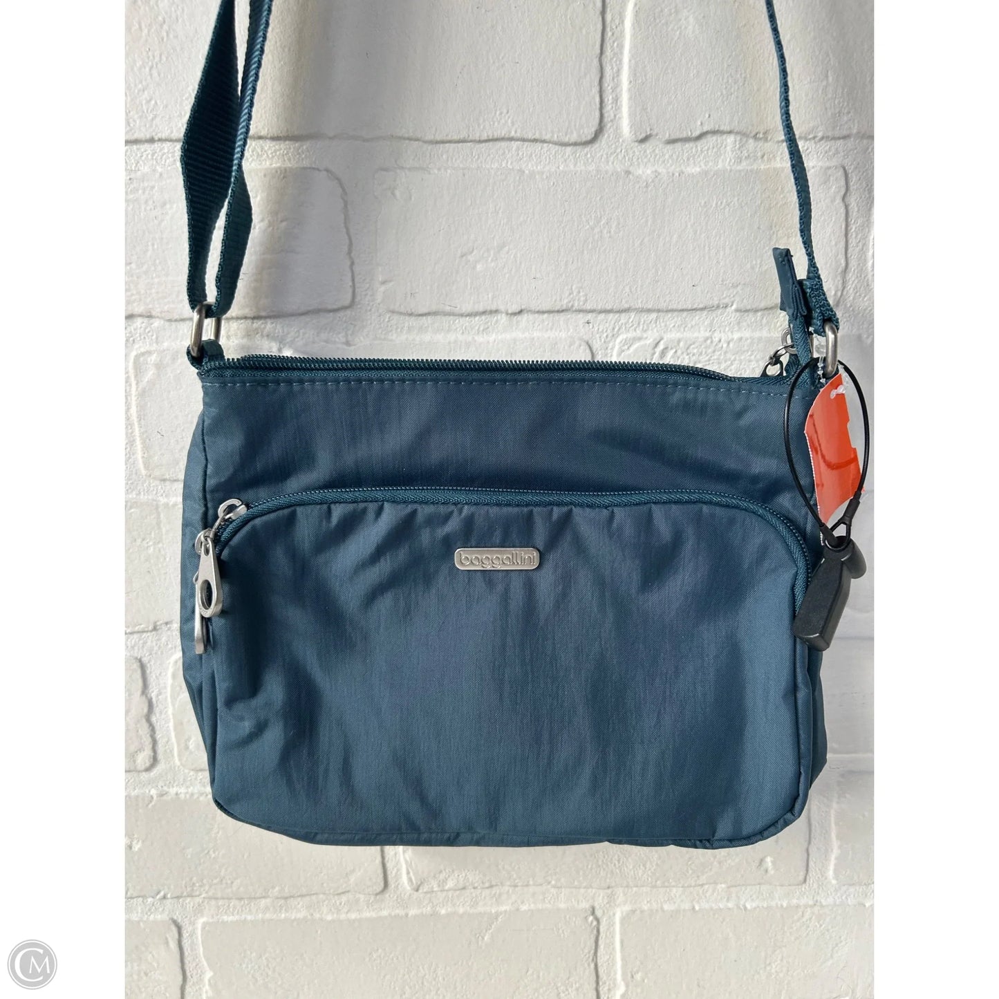 Crossbody By Baggallini, Size: Small