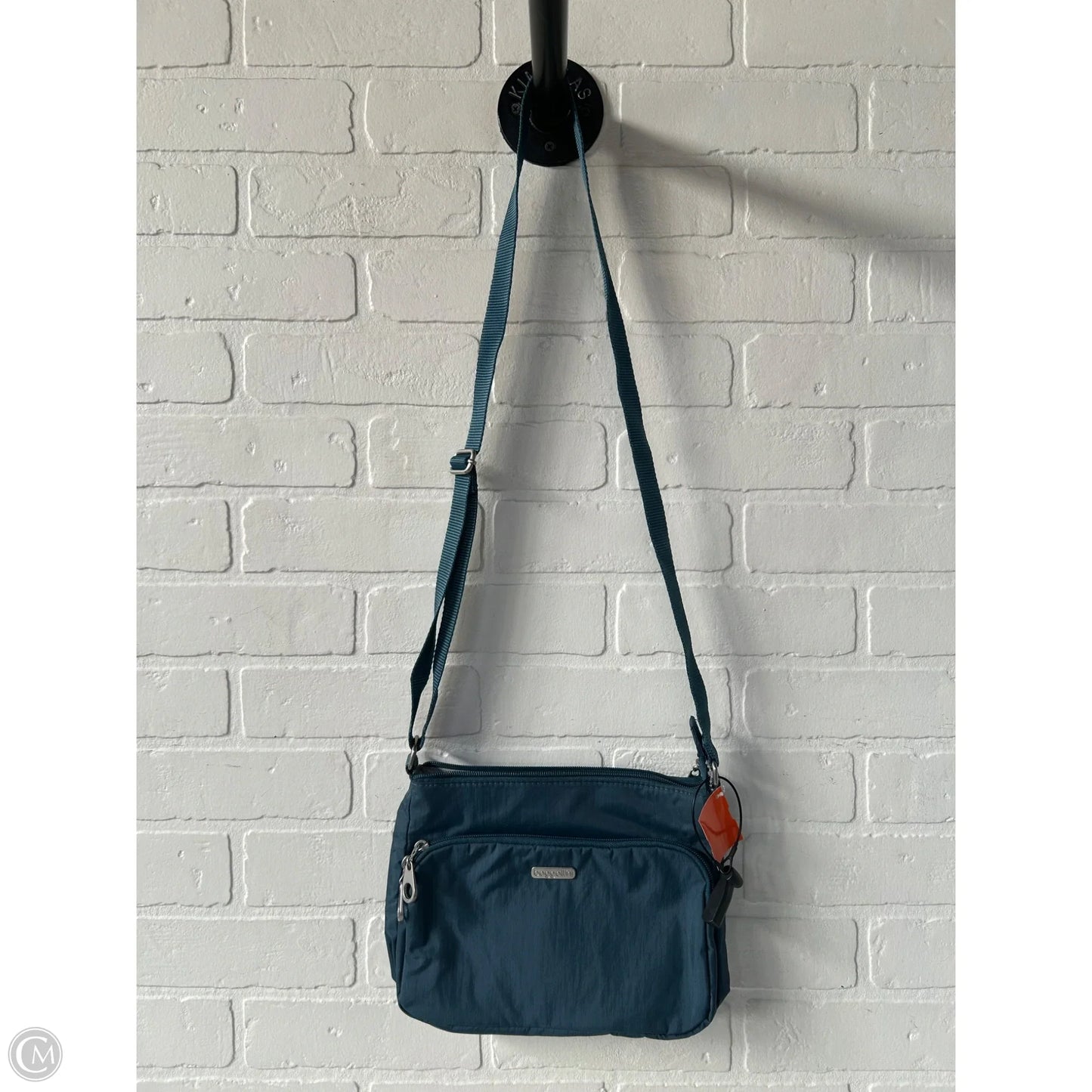 Crossbody By Baggallini, Size: Small