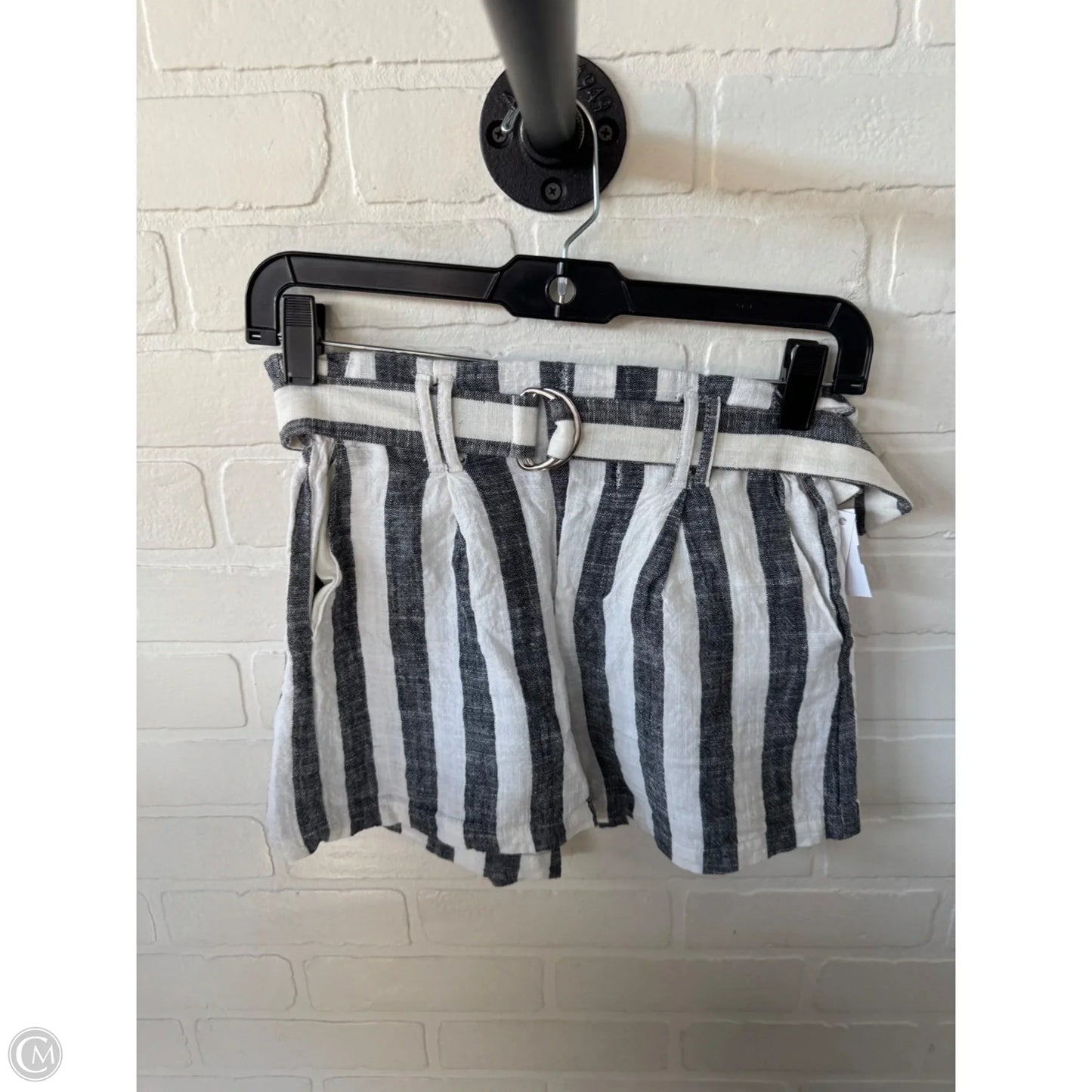 Shorts By Cmc In Black & White, Size: 4