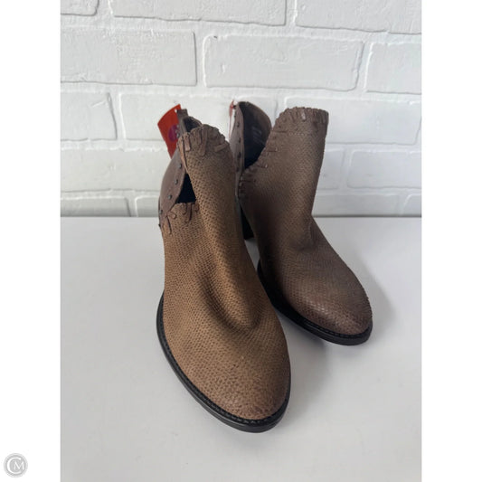Boots Ankle Heels By Otbt In Brown, Size: 7