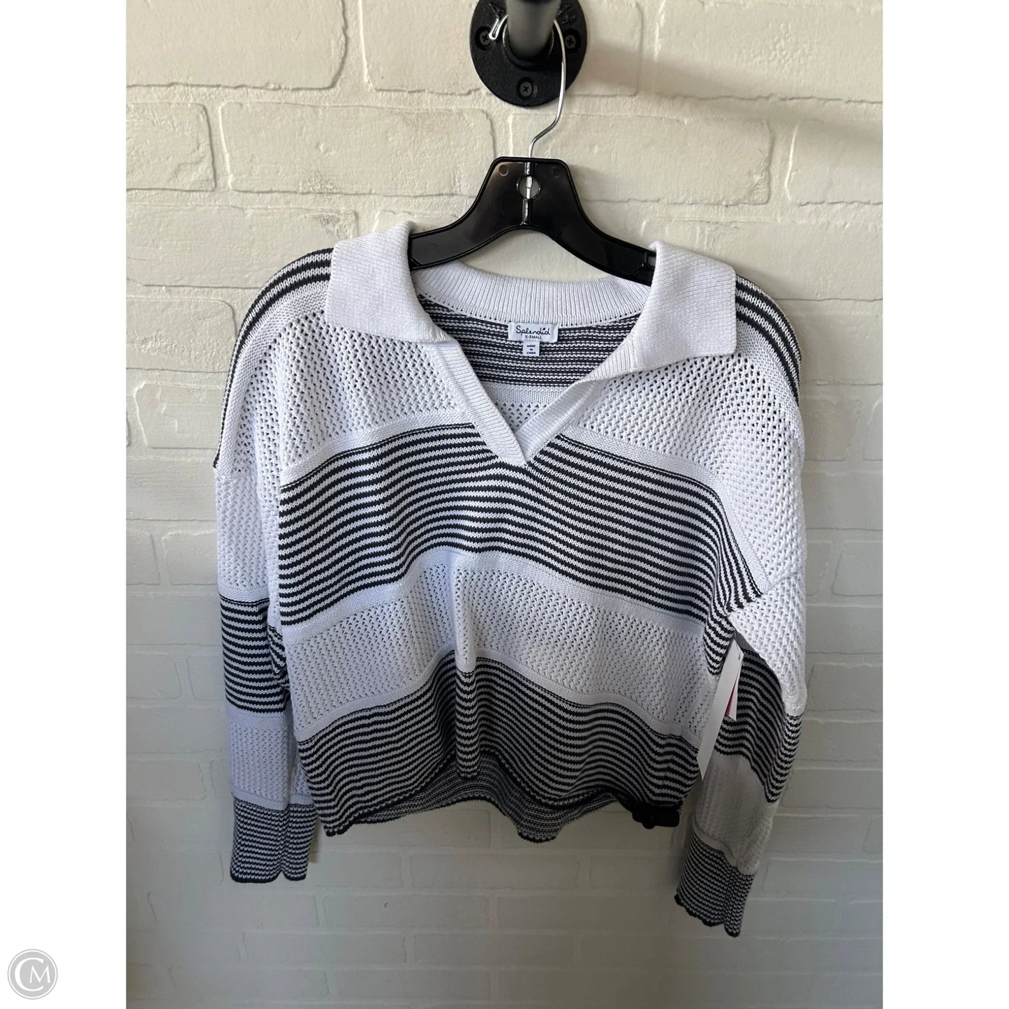Sweater By Splendid In Grey & White, Size: Xs