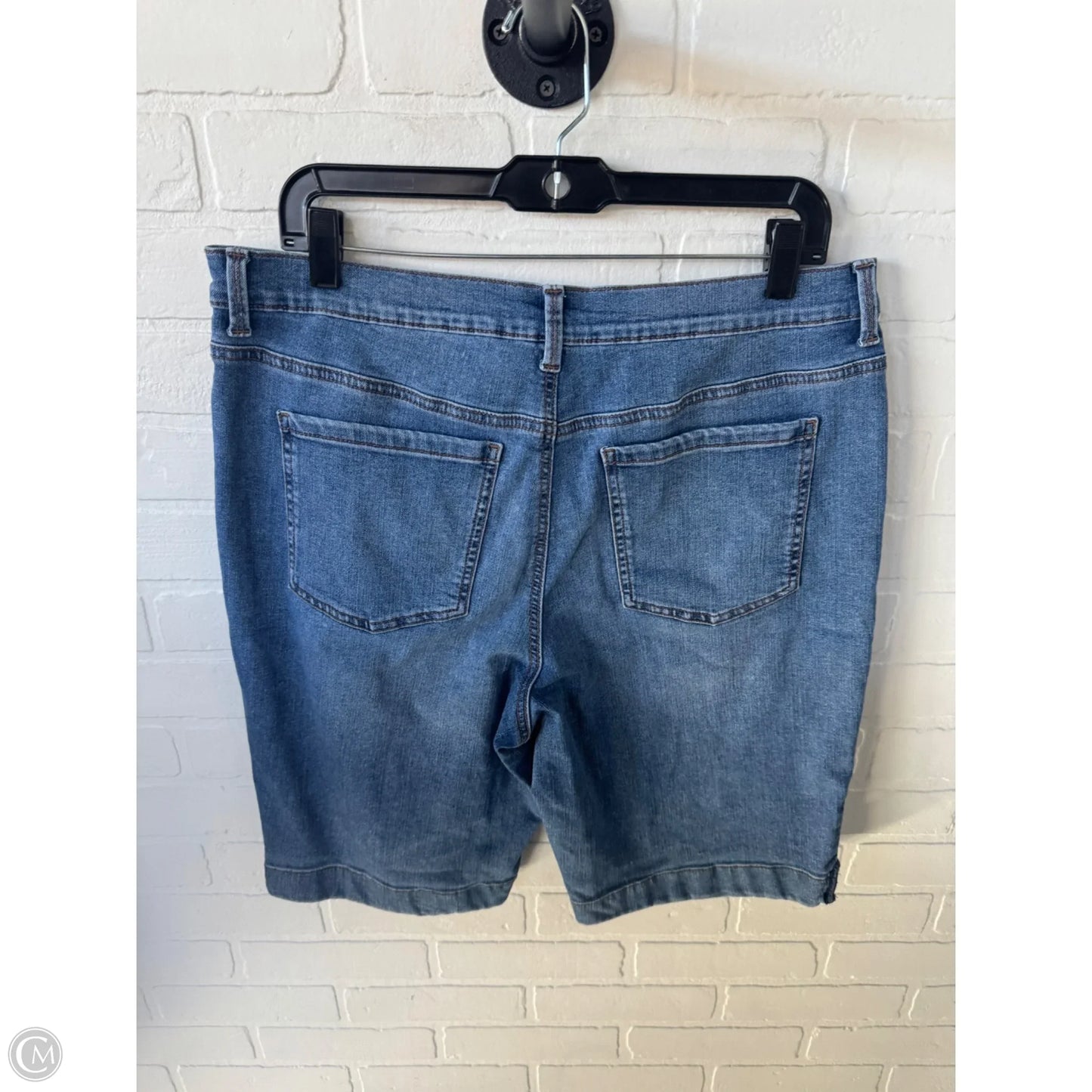 Shorts By Gloria Vanderbilt In Blue Denim, Size: 14