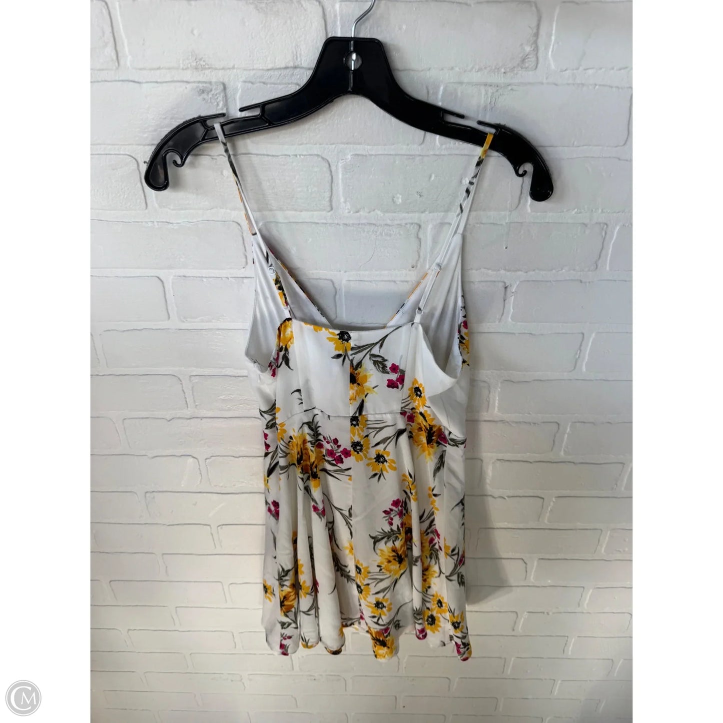 Dress Casual Short By Express In White & Yellow, Size: Xs